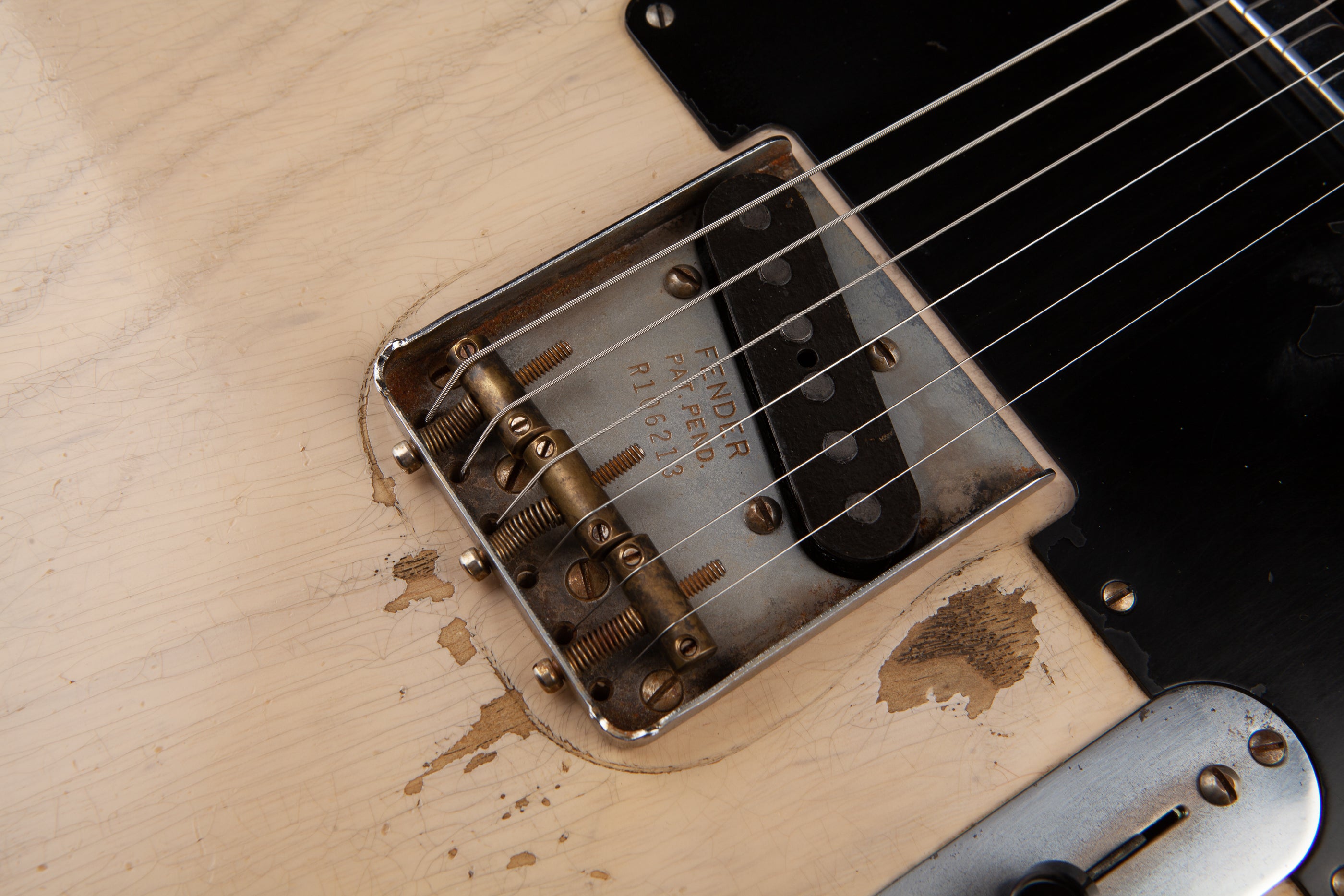 Fender Custom Shop: Dale Wilson Masterbuilt '51 Nocaster Heavy Relic Dirty White Blonde #R106213