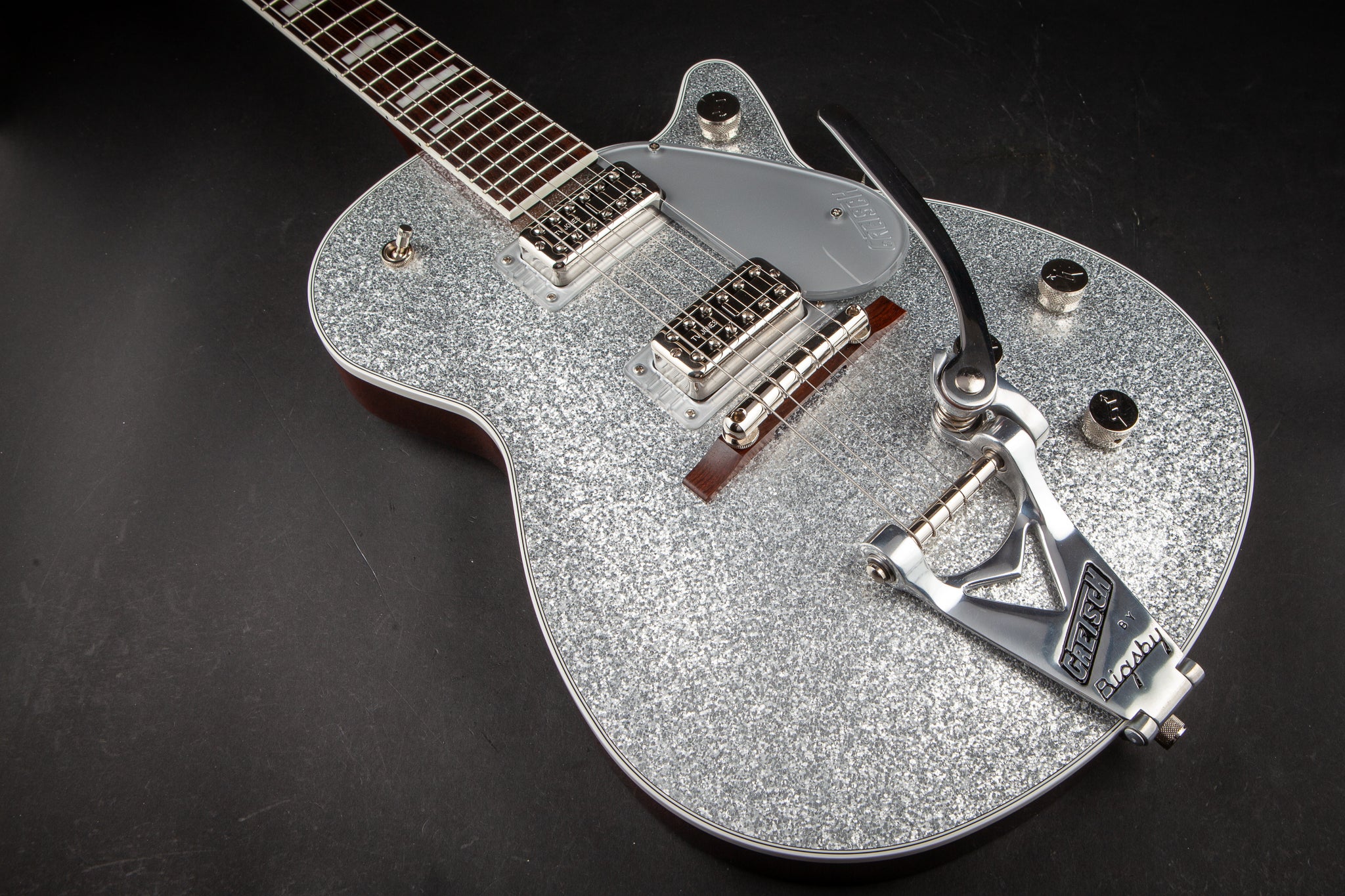 Gretsch Guitars: G6129T-89 Vintage Select Sparkle Jet w/ Bigsby - Silver Sparkle #JT21093734