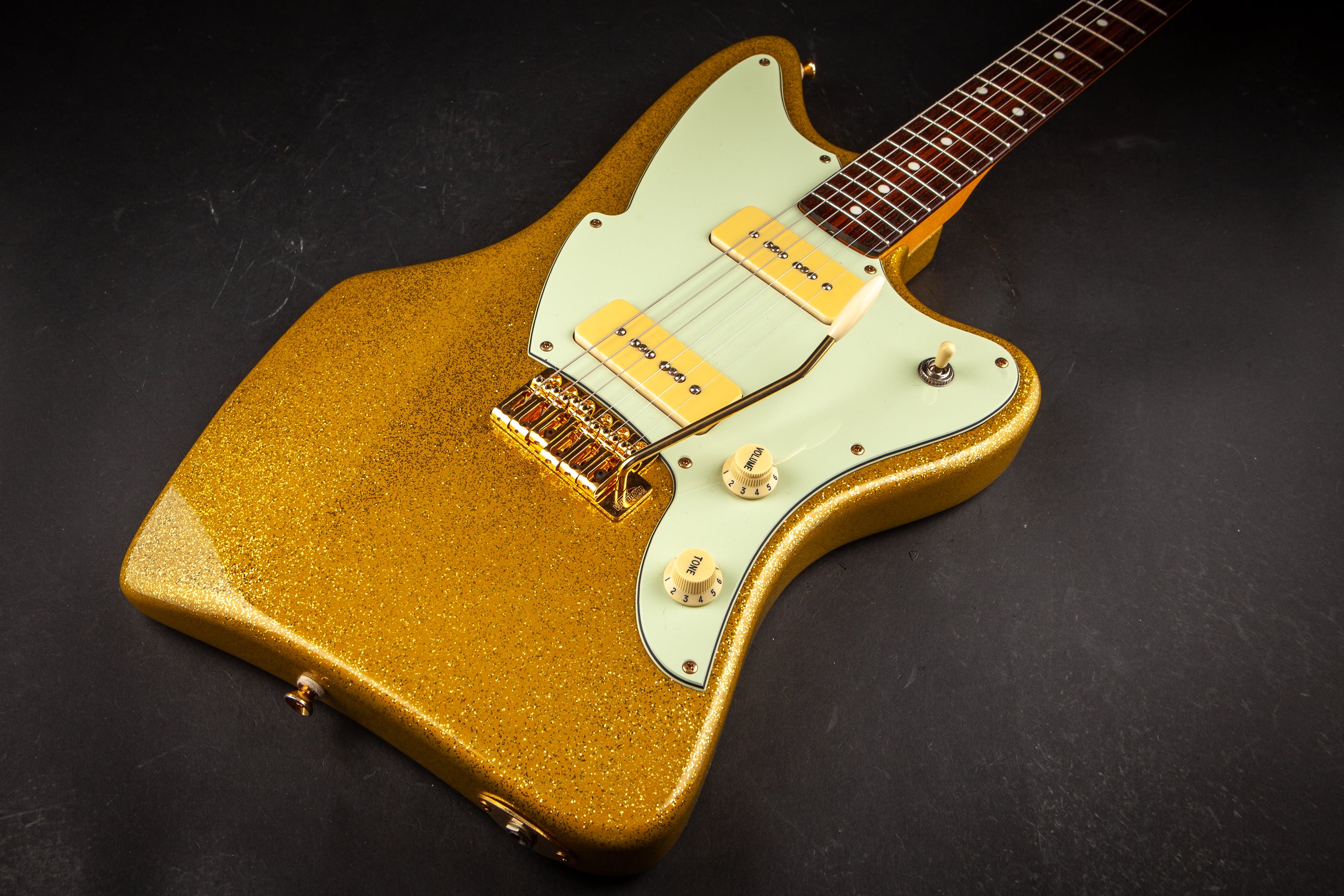 Fret-King; Ventura 60 #01683 Gold Sparkle