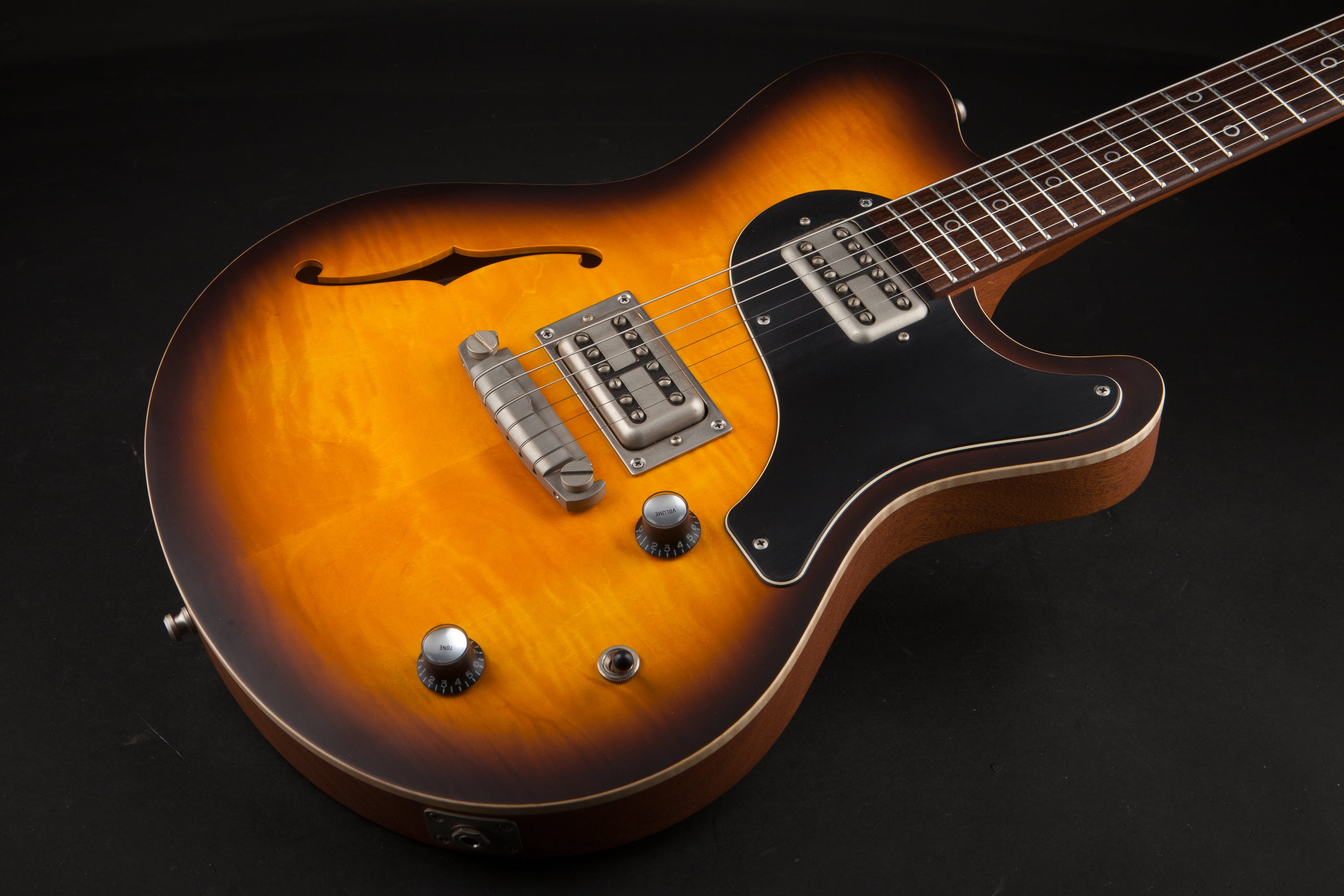 Nik Huber: Surfmeister 2-Tone Sunburst #62358