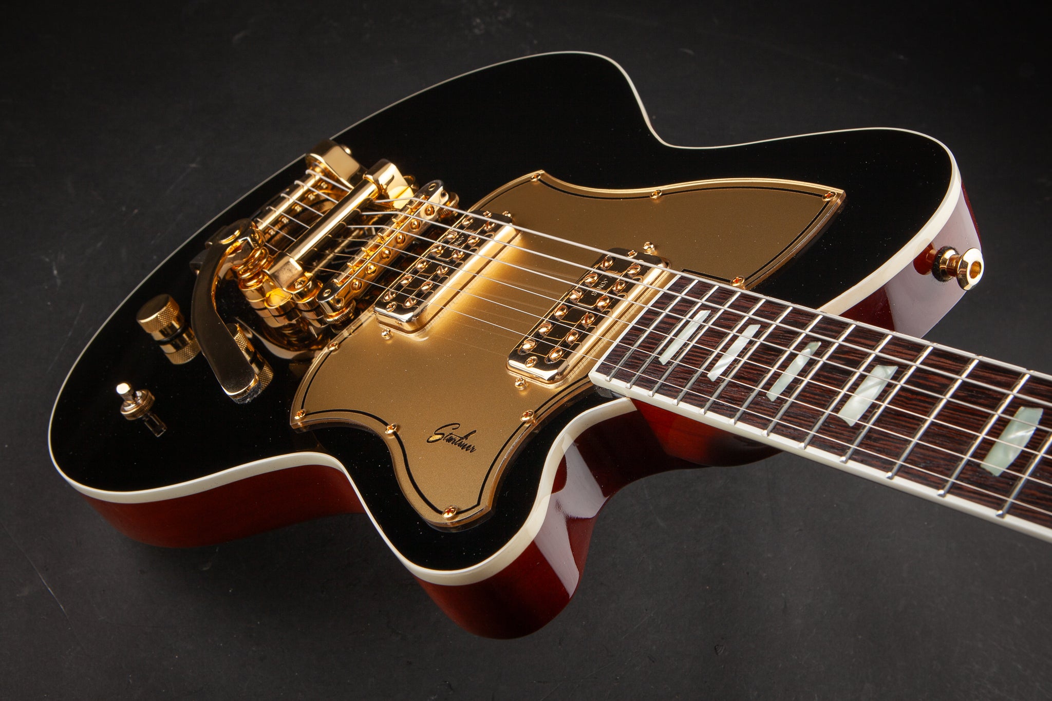 Kauer: Starliner Express - Piano Black #1026-67
