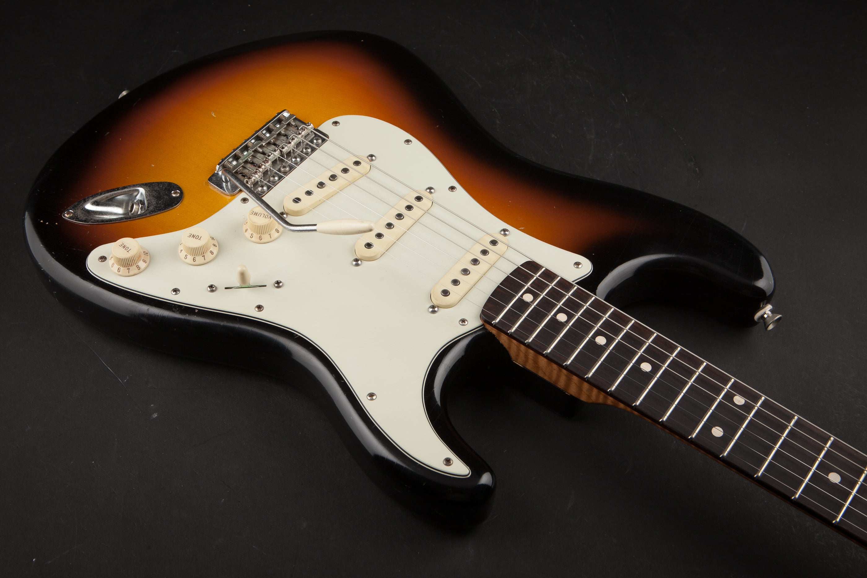 Smitty Guitars: Classic S Ultra Light Relic - 3-Tone Sunburst with Mastergrade Roasted Flame Maple Neck