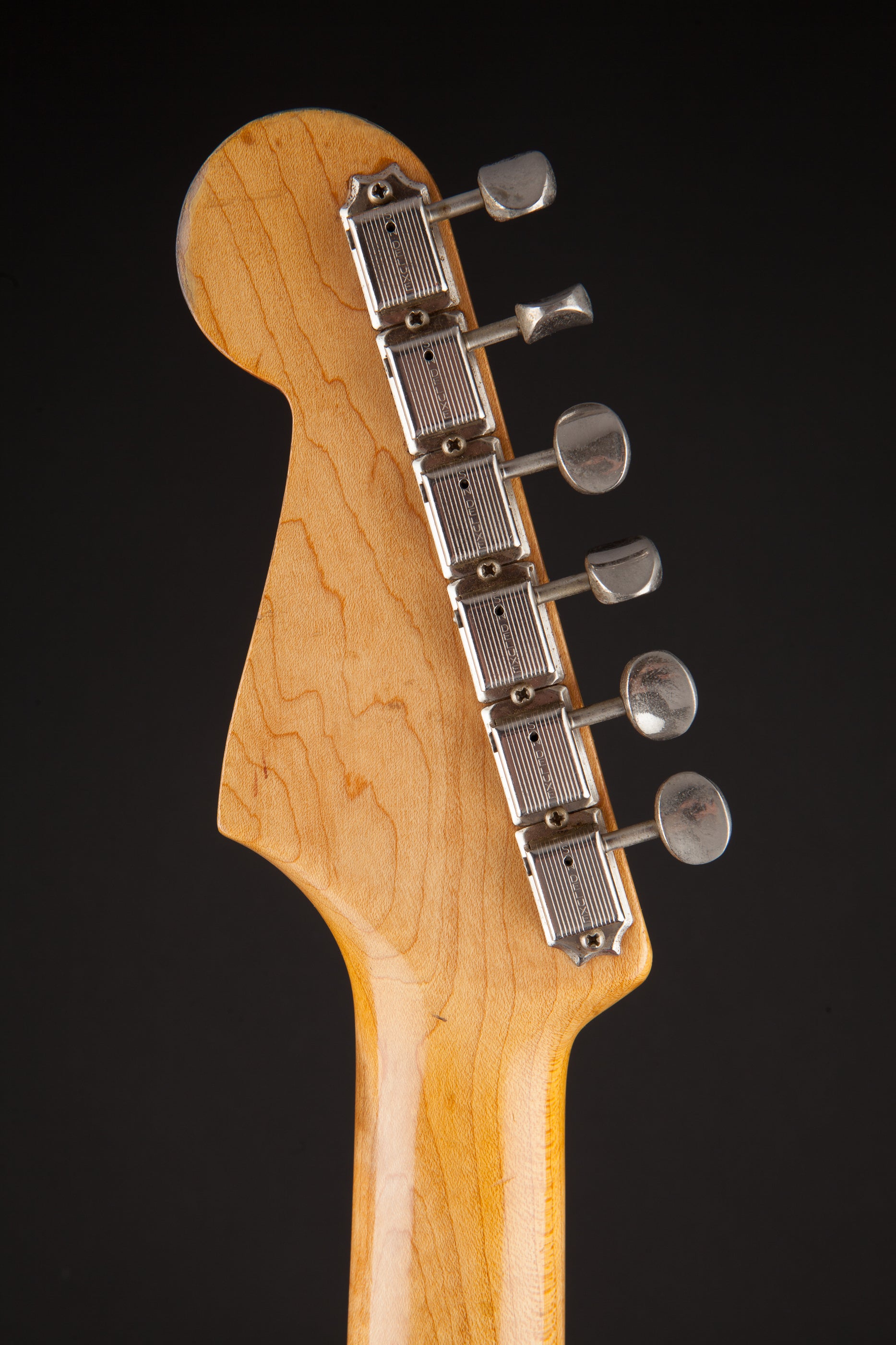 Fender Vintage Guitars: 1962 Stratocaster Fiesta Red #80133