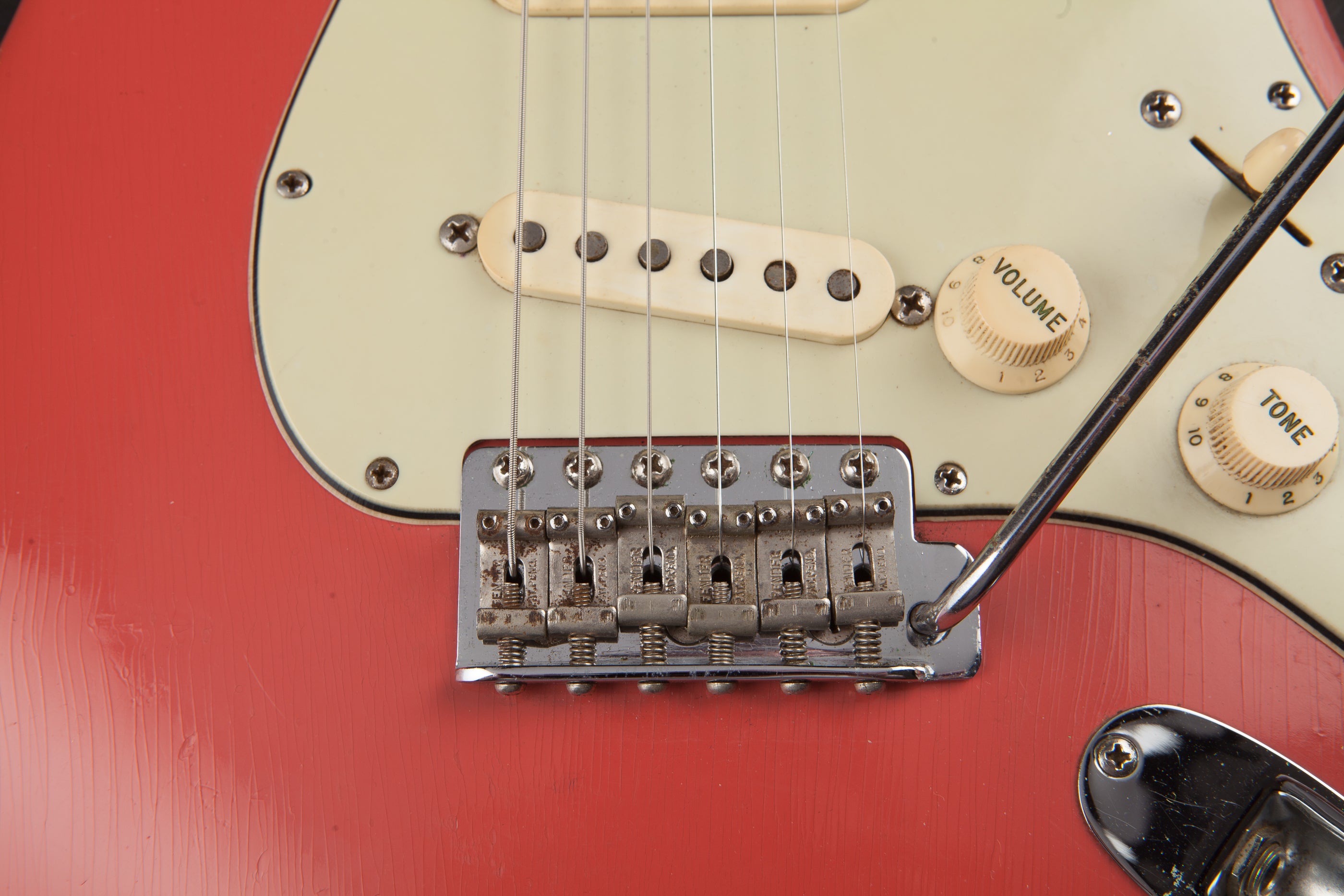 Fender Vintage Guitars: 1962 Stratocaster Fiesta Red #80133