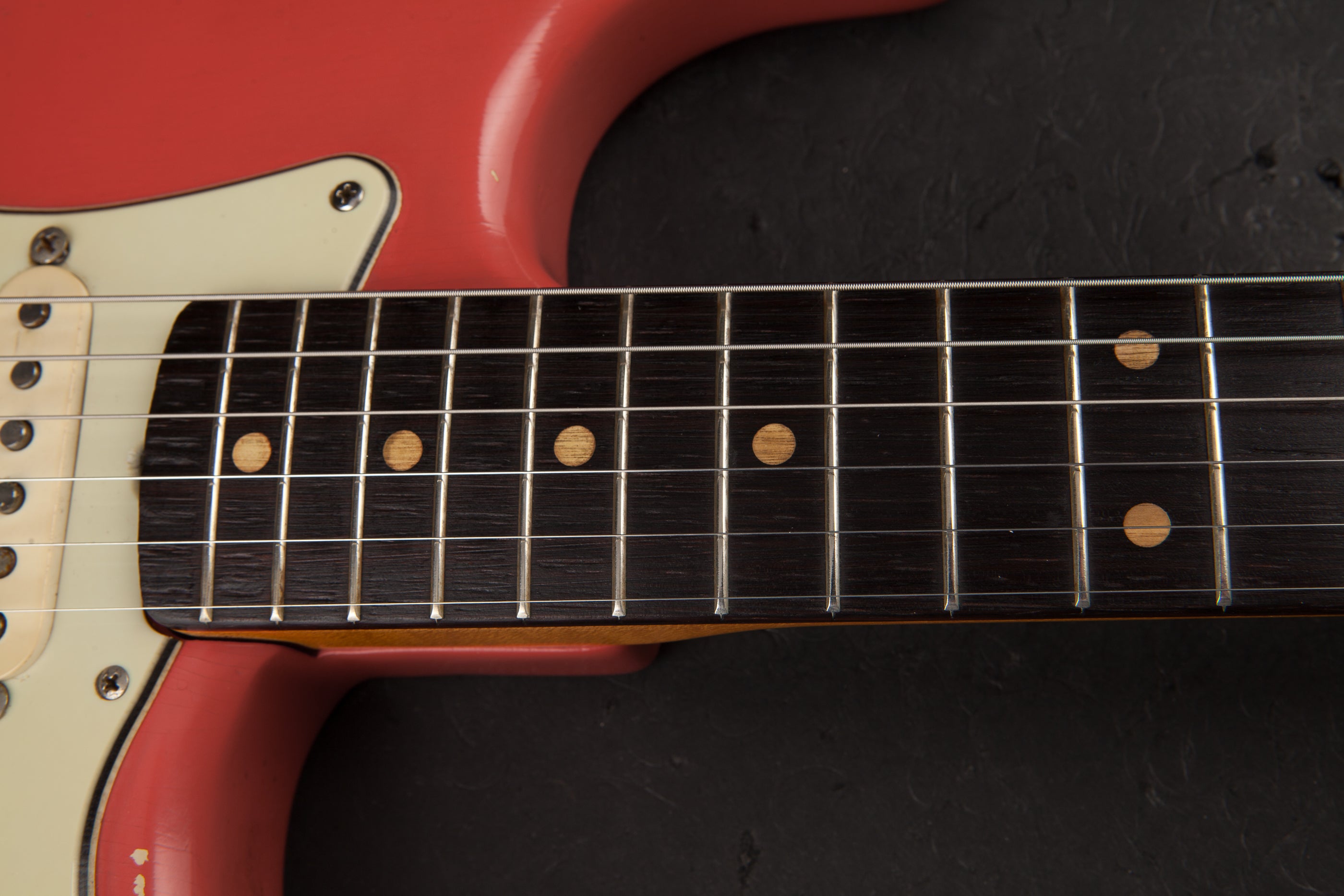 Fender Vintage Guitars: 1962 Stratocaster Fiesta Red #80133
