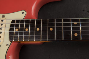 Fender Vintage Guitars: 1962 Stratocaster Fiesta Red #80133