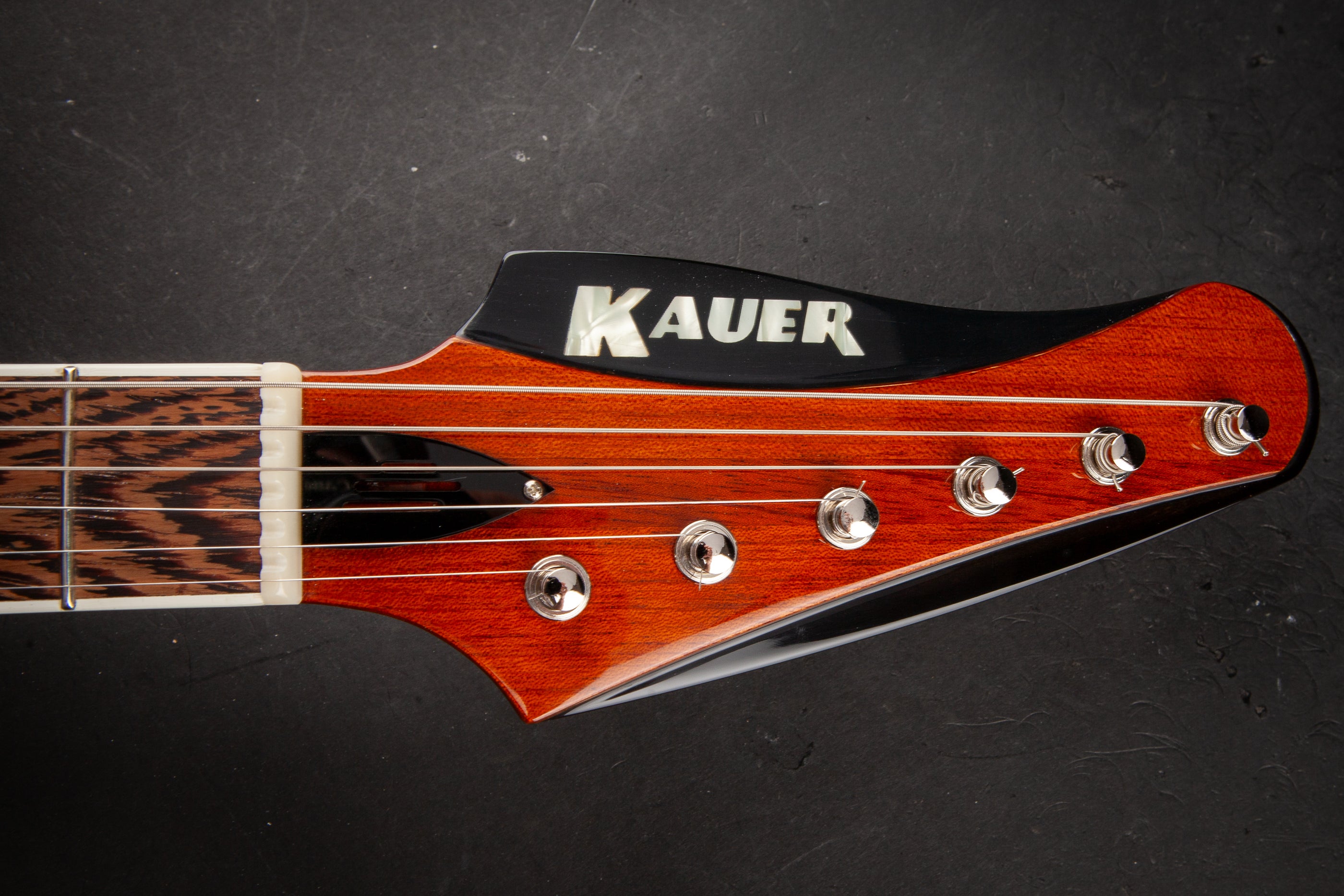 Kauer: Banshee Deluxe - Lemon Burst #290