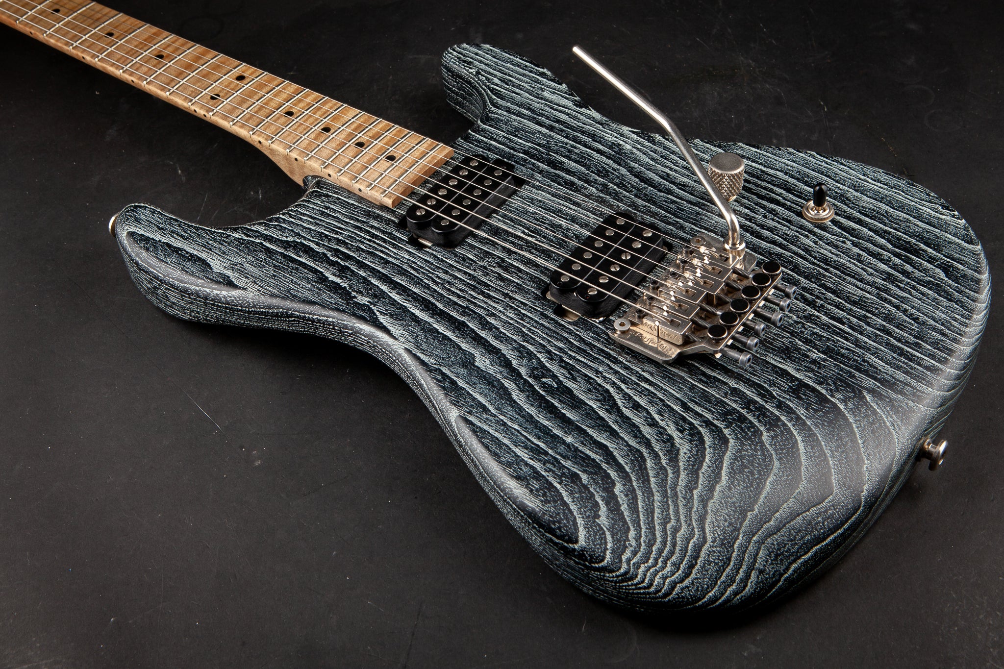 Luxxtone: El Machete - Black & White Zebra #0710