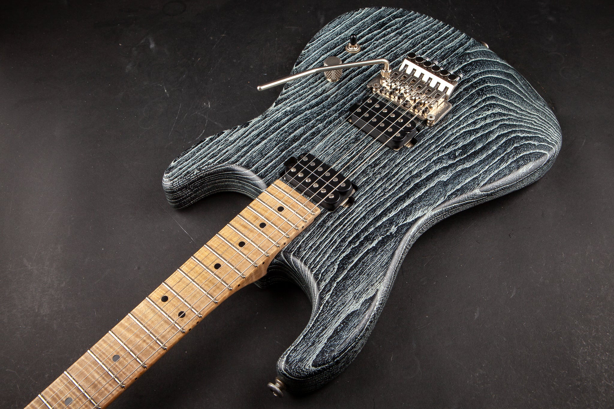 Luxxtone: El Machete - Black & White Zebra #0710