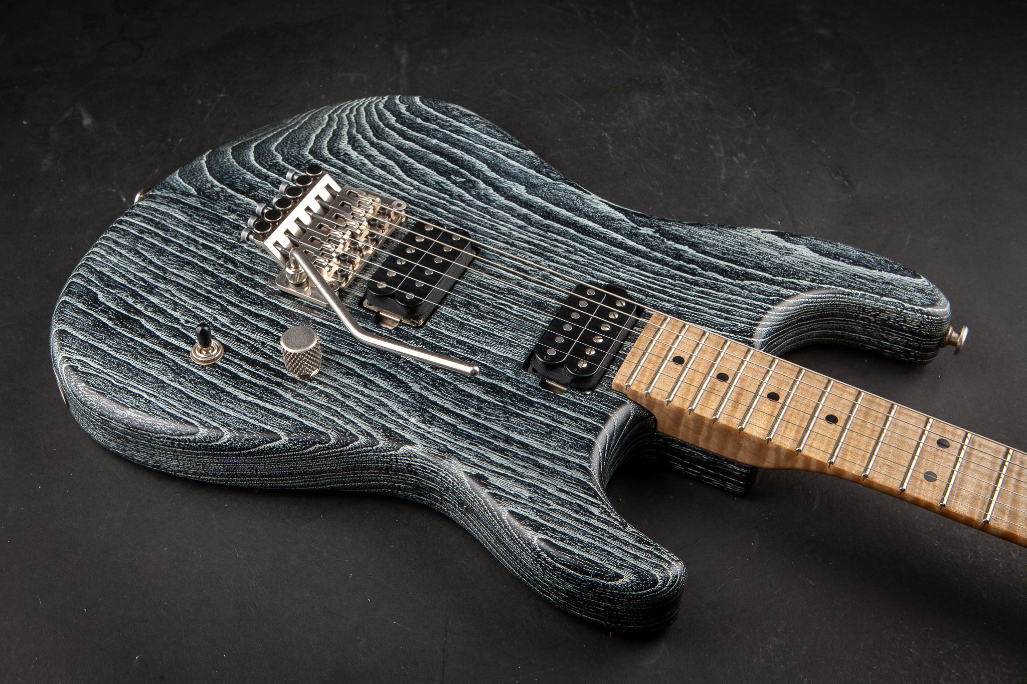 Luxxtone: El Machete - Black & White Zebra #0710