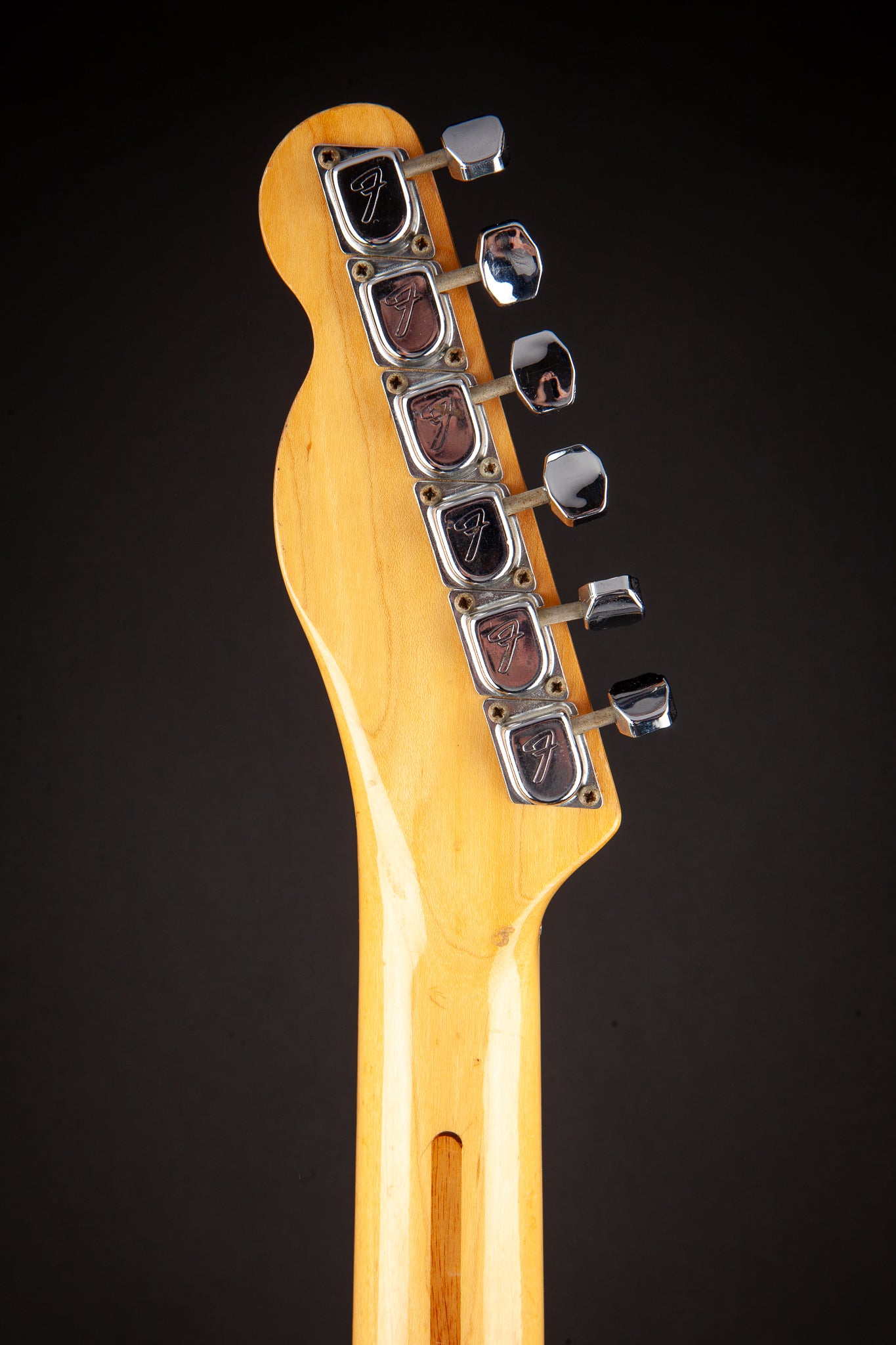 Fender Vintage Guitars: 1972 Telecaster Blonde #374924