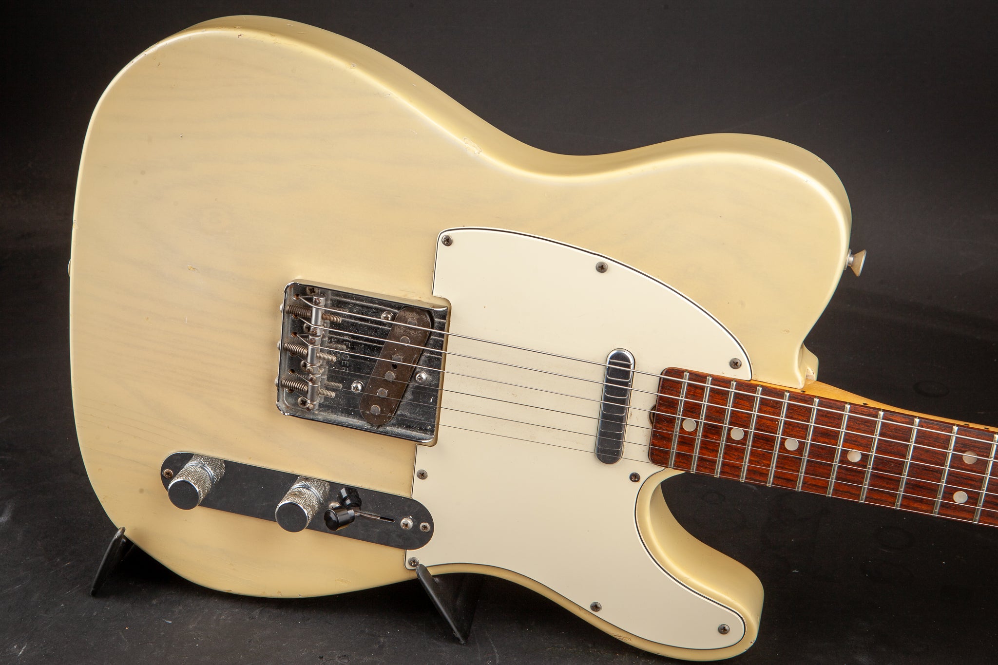 Fender Vintage Guitars: 1972 Telecaster Blonde #374924