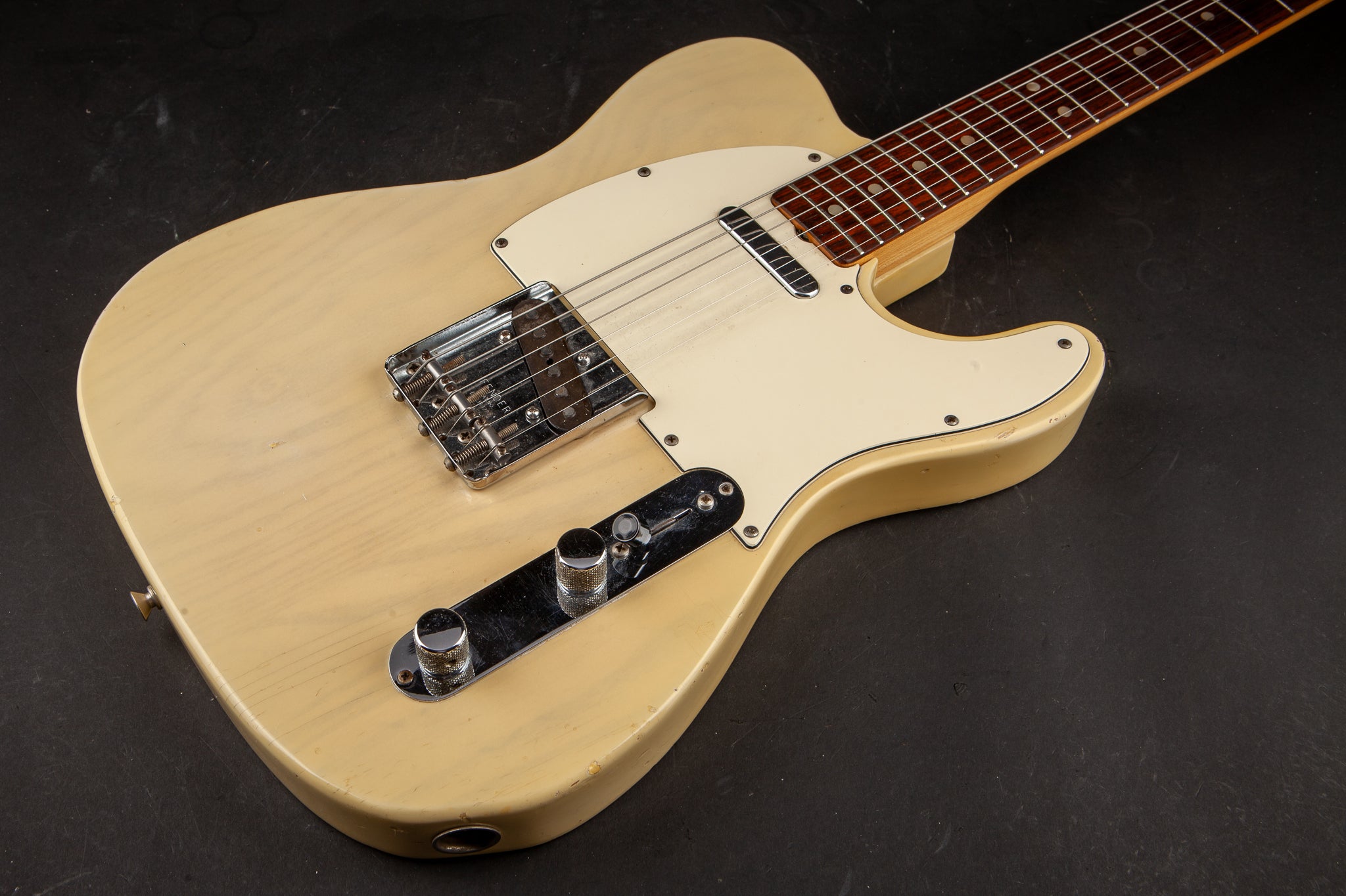 Fender Vintage Guitars: 1972 Telecaster Blonde #374924
