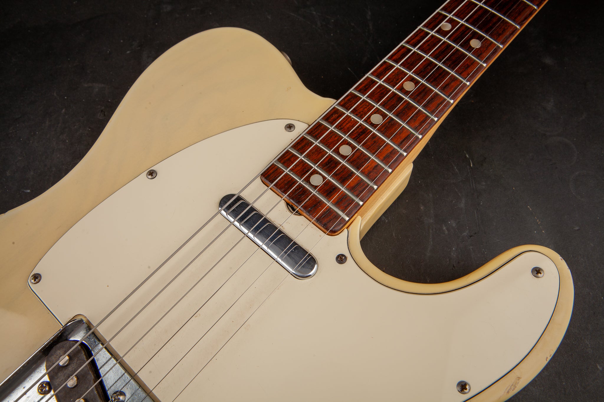 Fender Vintage Guitars: 1972 Telecaster Blonde #374924