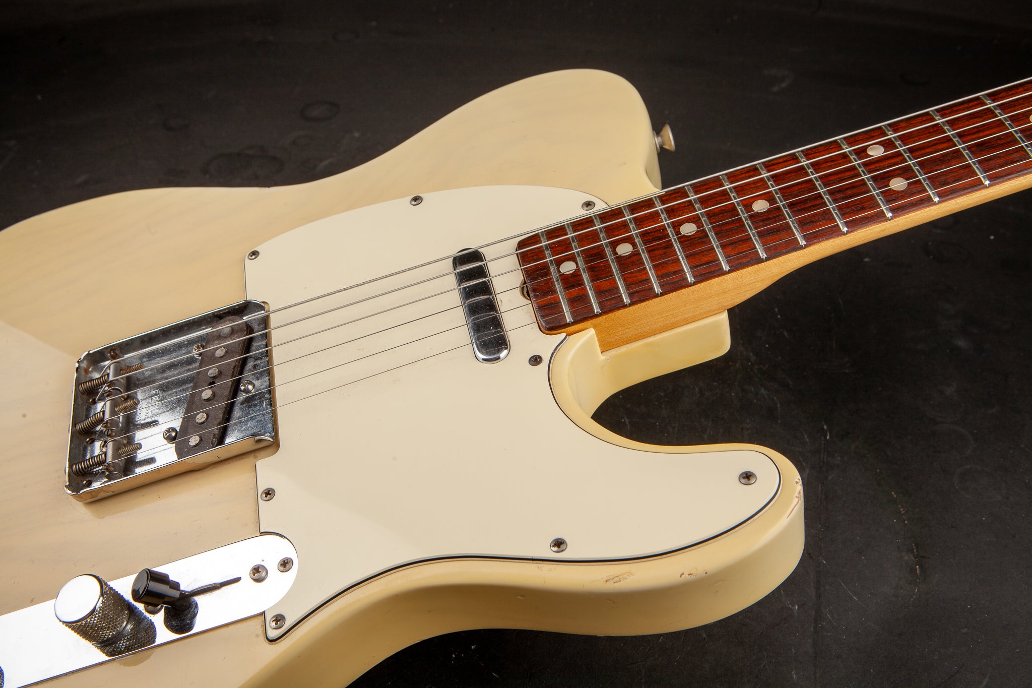 Fender Vintage Guitars: 1972 Telecaster Blonde #374924