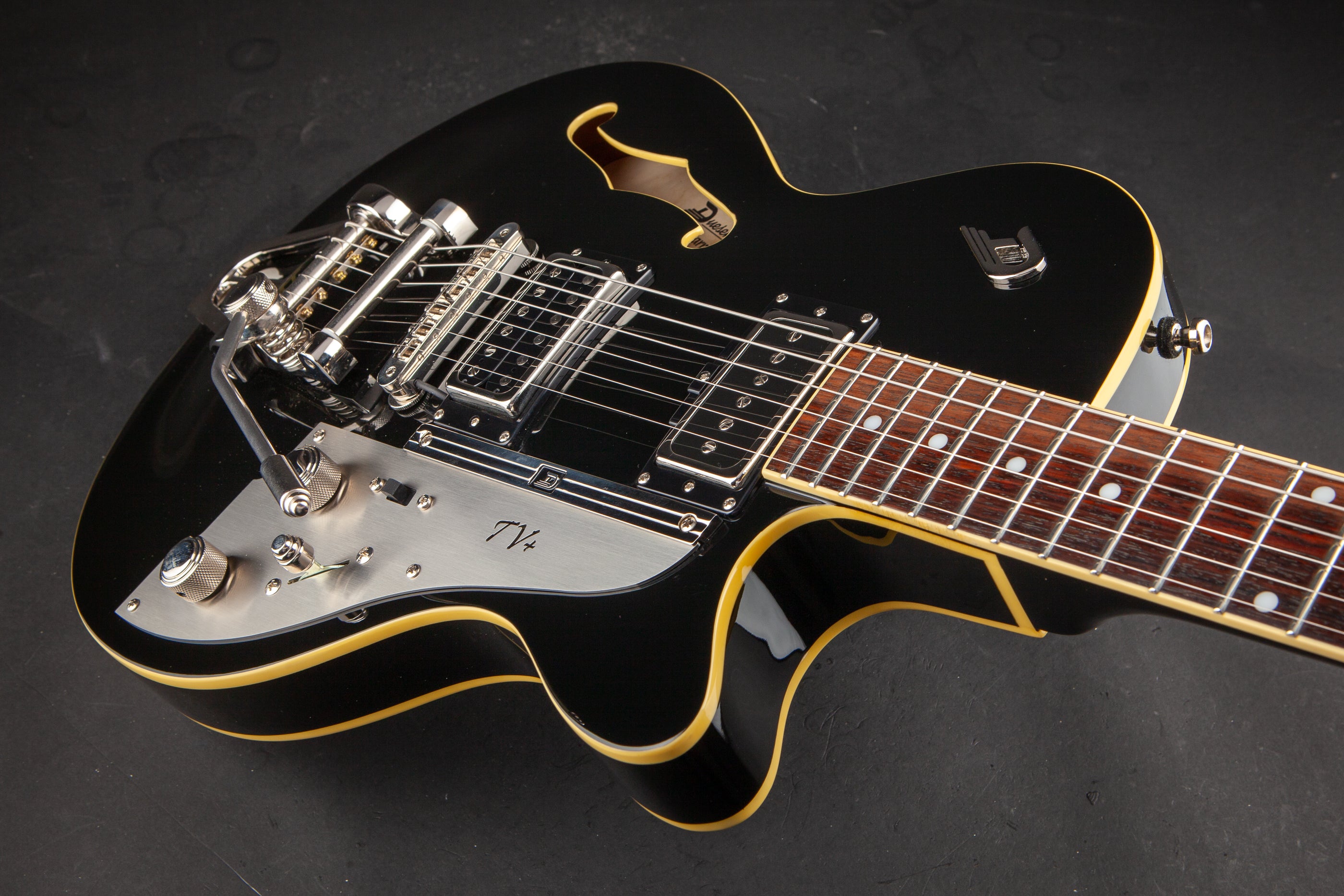 Duesenberg: Starplayer TV+ - Black #110269