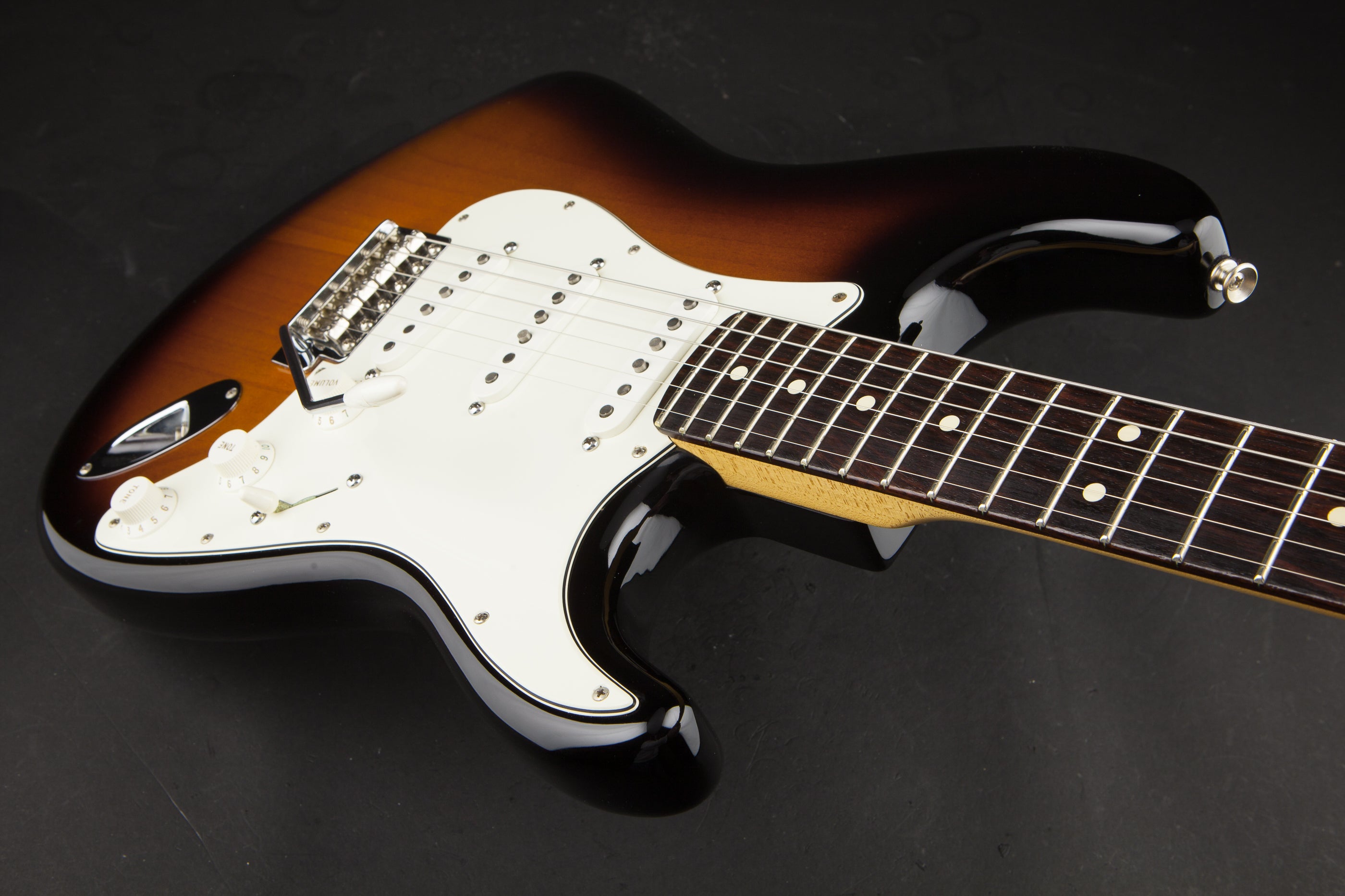 Fender: USA Classic Special 60's Stratocaster - Sunburst #US15084906