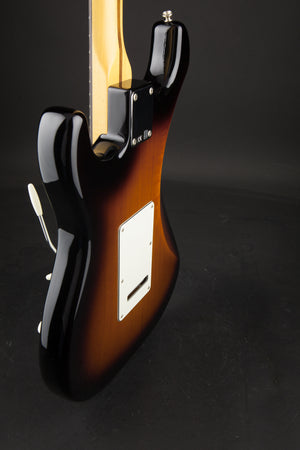 Fender: USA Classic Special 60's Stratocaster - Sunburst #US15084906