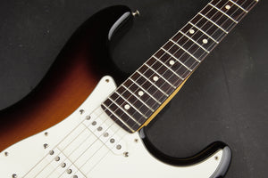 Fender: USA Classic Special 60's Stratocaster - Sunburst #US15084906