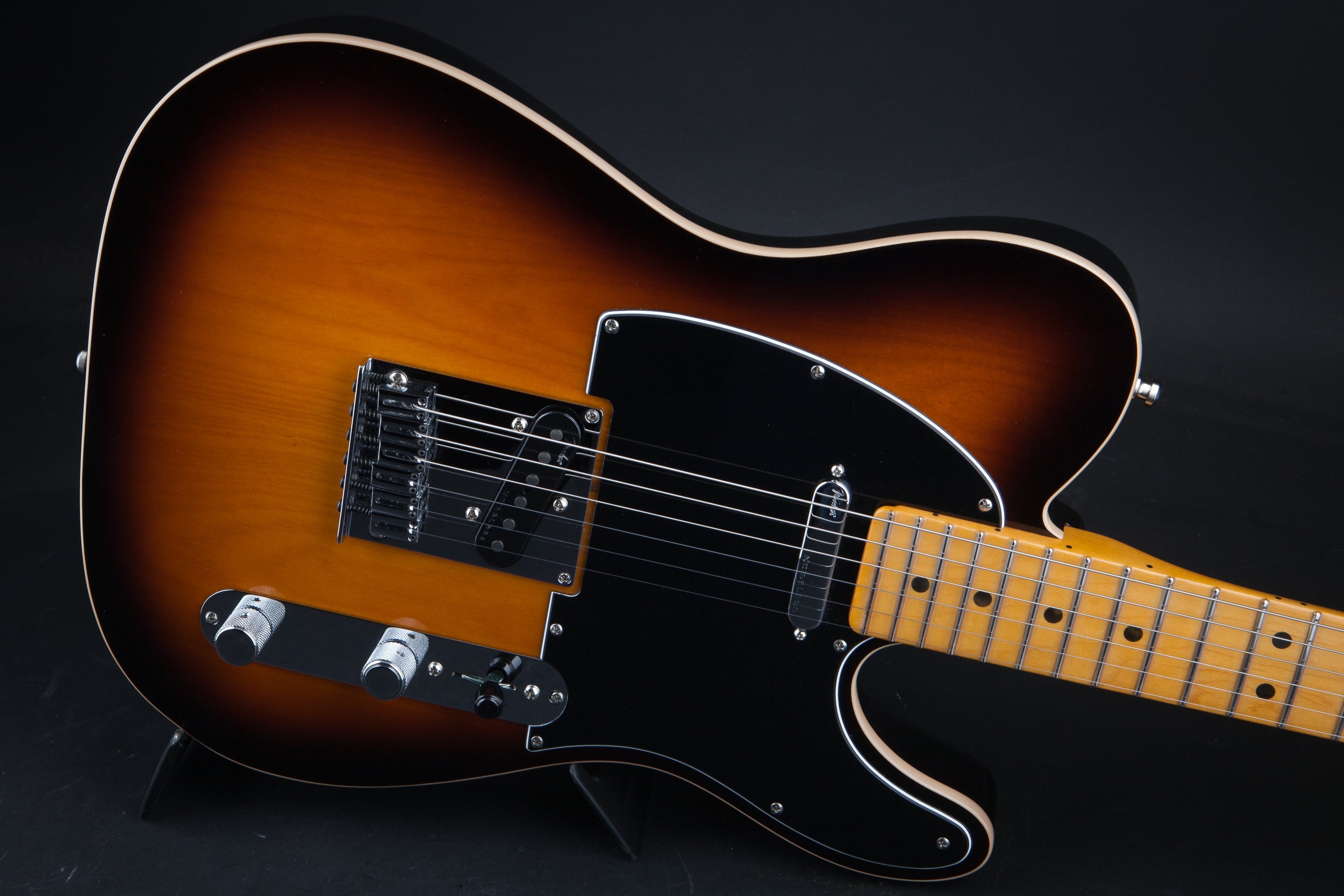 Fender: American Ultra Luxe Telecaster - 2 Tone Sunburst #US23067352
