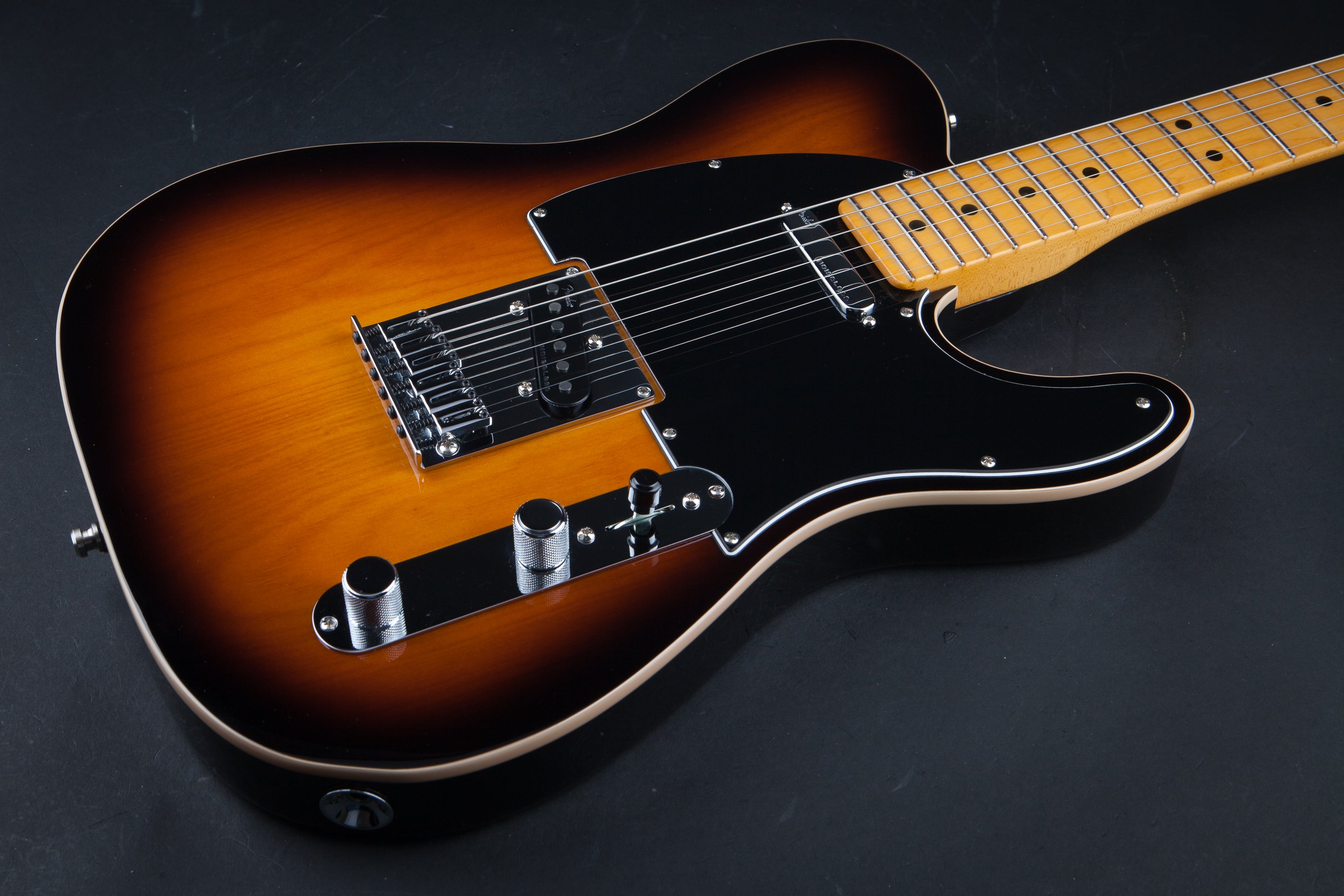 Fender: American Ultra Luxe Telecaster - 2 Tone Sunburst #US23067352