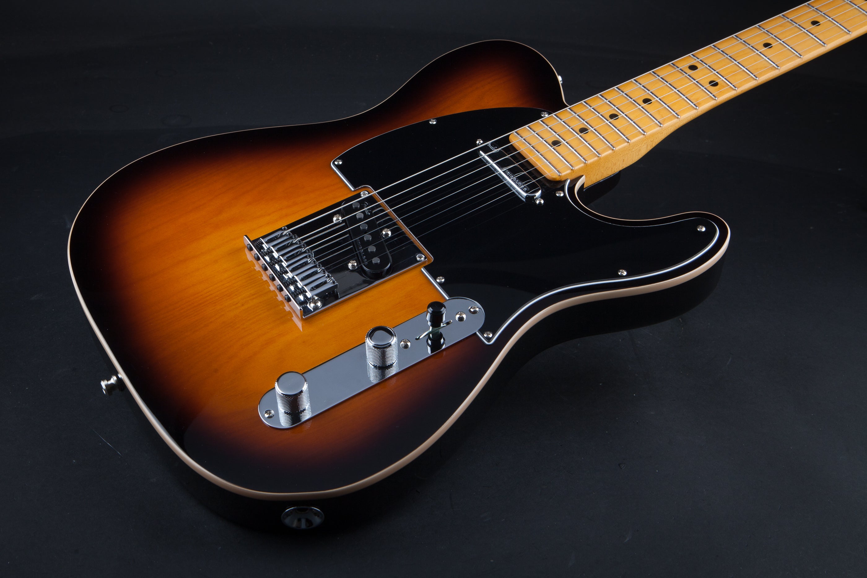 Fender: American Ultra Luxe Telecaster - 2 Tone Sunburst #US23067352