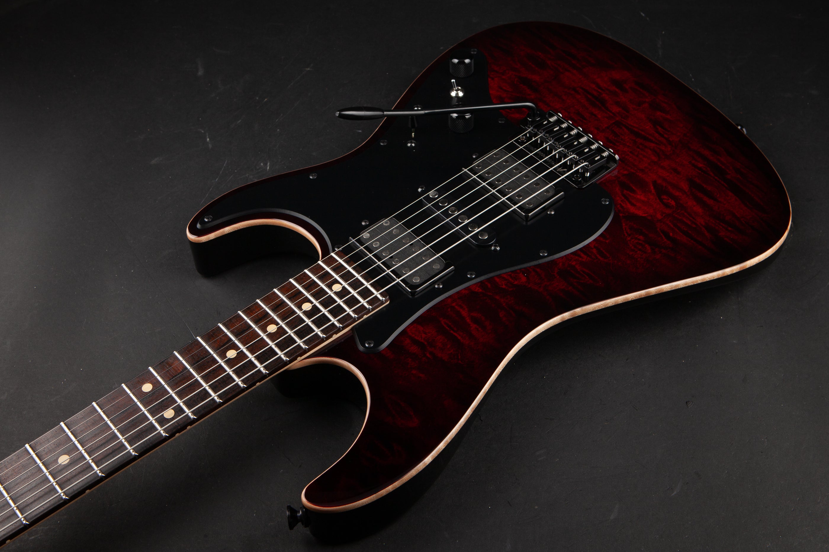 Tom Anderson: Drop Top Classic - Cajun Red to Dark Red Burst with Binding #08-14-19P