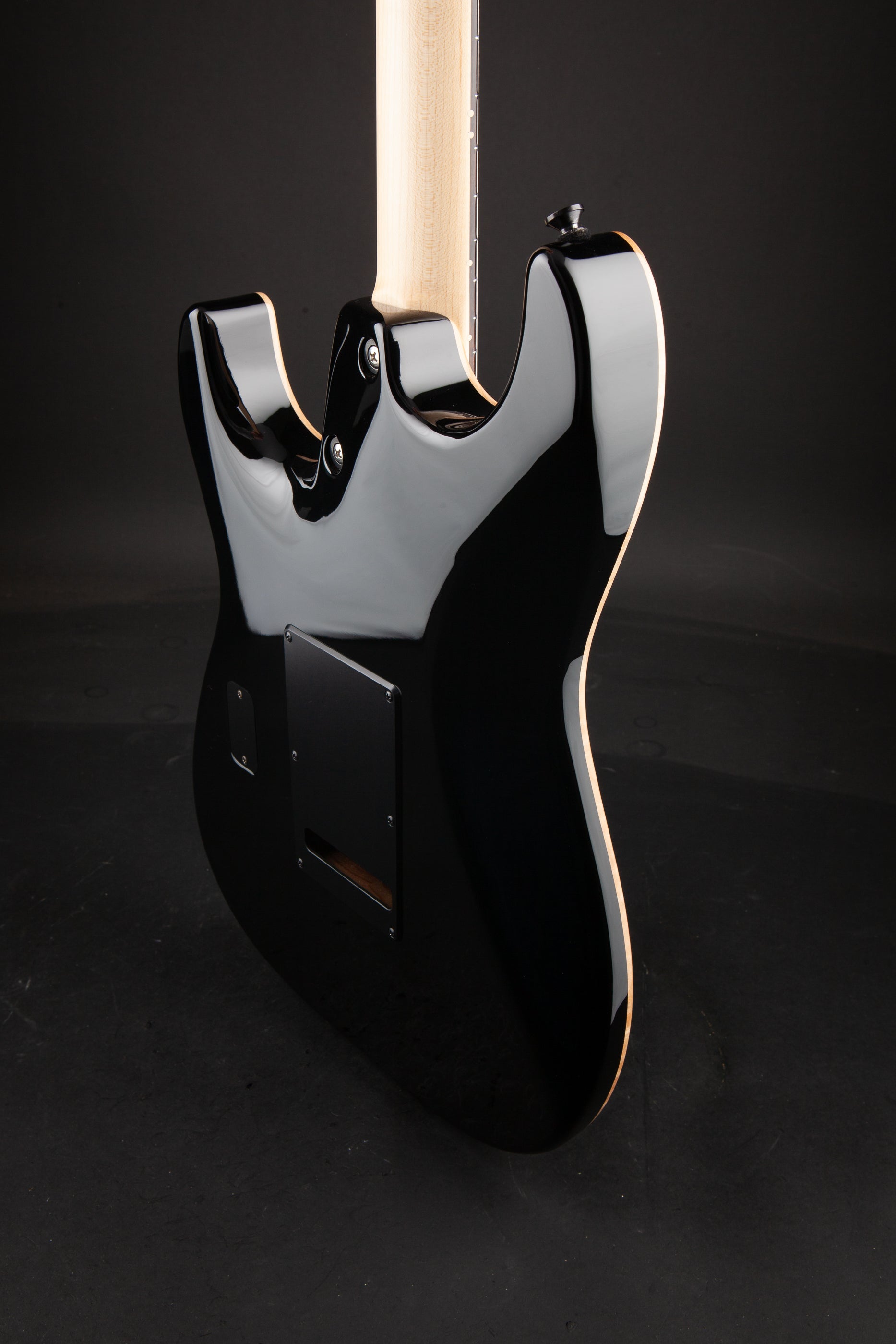 Tom Anderson: Drop Top Classic - Cajun Red to Dark Red Burst with Binding #08-14-19P