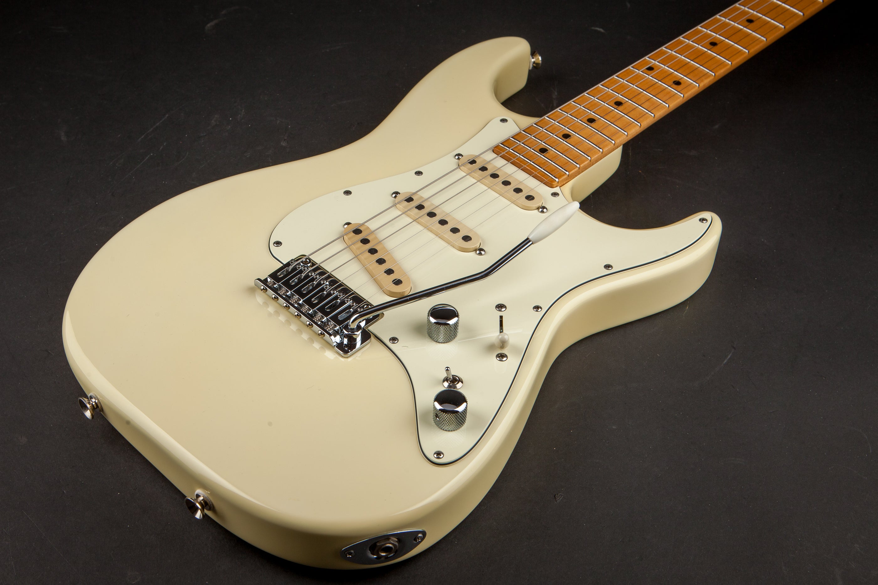 Tom Anderson: Classic Olympic White #01-11-15P