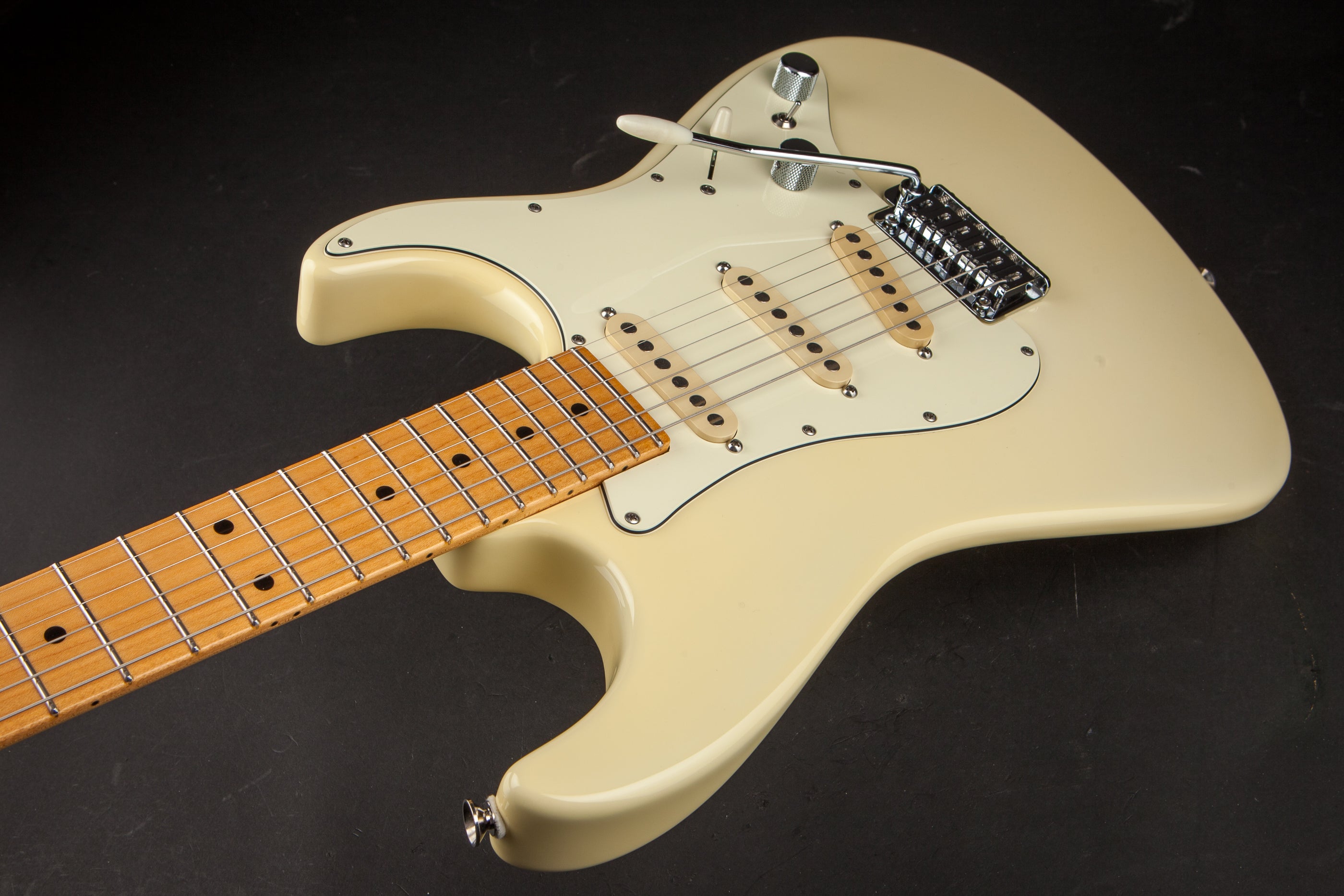 Tom Anderson: Classic Olympic White #01-11-15P