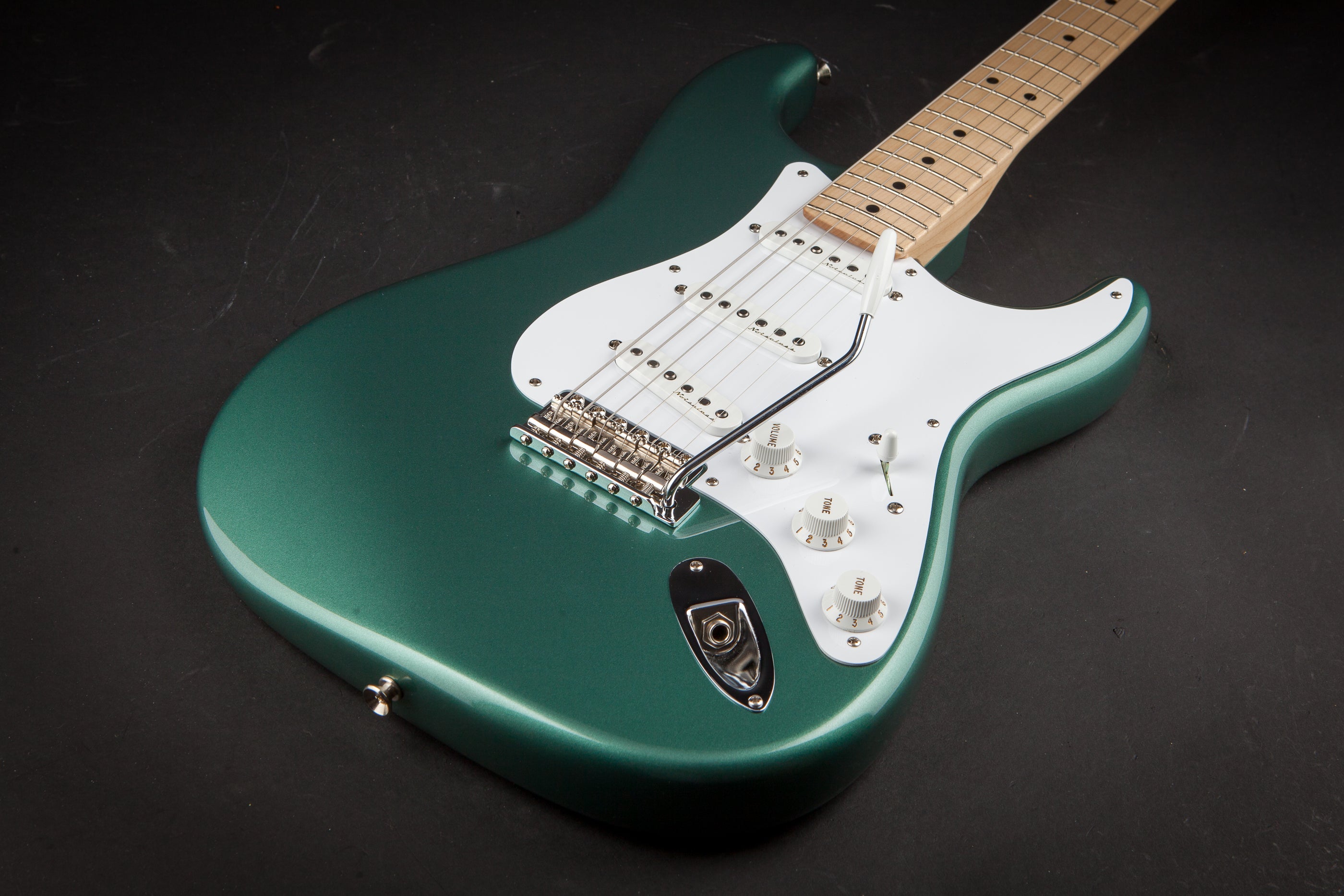 Fender: Eric Clapton Stratocaster Masterbuilt Todd Krause Almond Green NOS #CZ544059