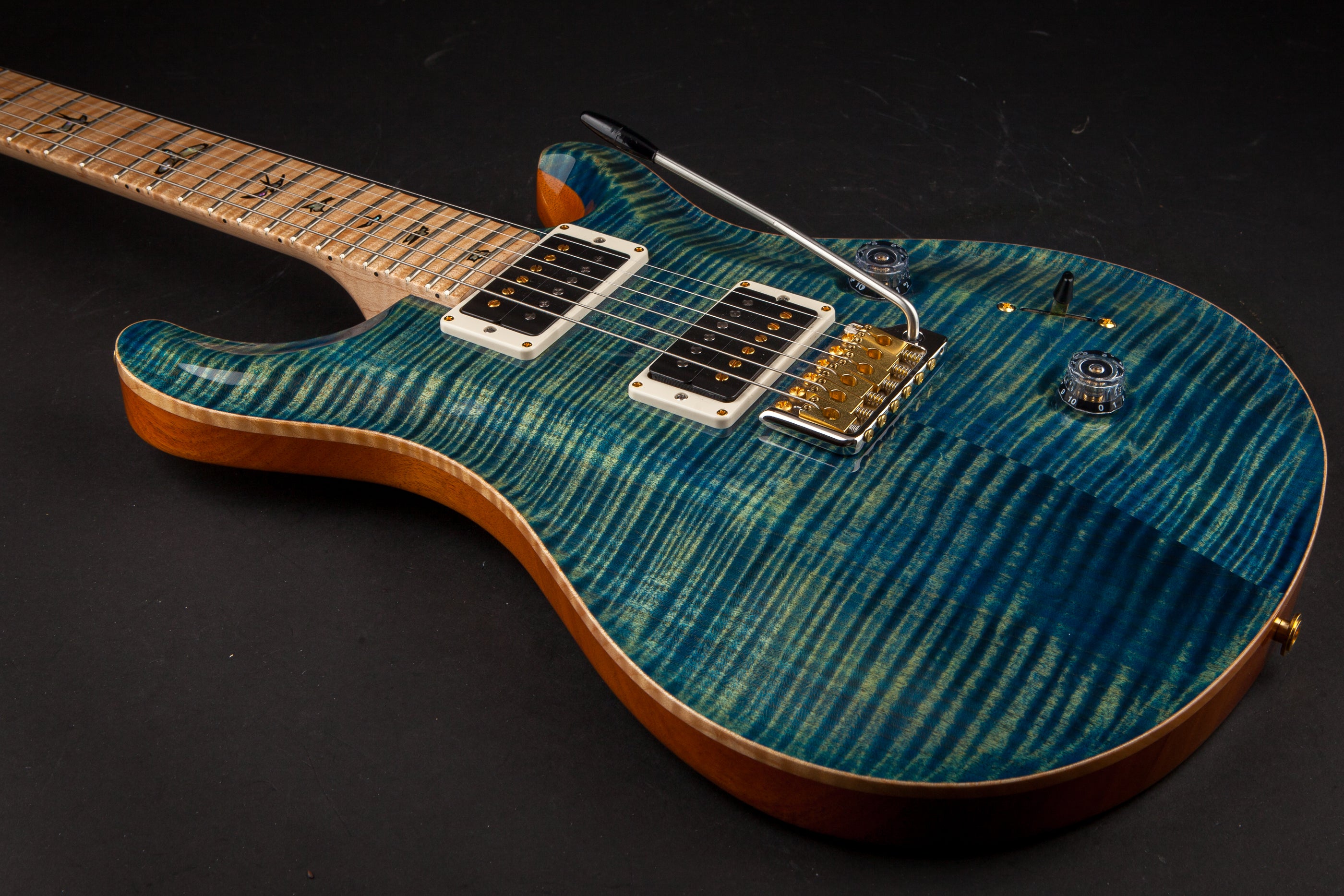 PRS Guitars: Custom 24 10-Top Limited Flame Maple Neck River Blue #243517