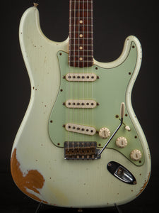Fender Custom Shop: 59 Stratocaster Relic Aged Olympic White #R77772