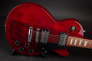 Gibson Guitars: 2002 Les Paul Studio Wine Red #03382602