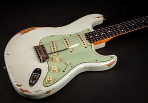 Fender Custom Shop: 59 Stratocaster Heavy Relic Aged Olympic White CZ547507