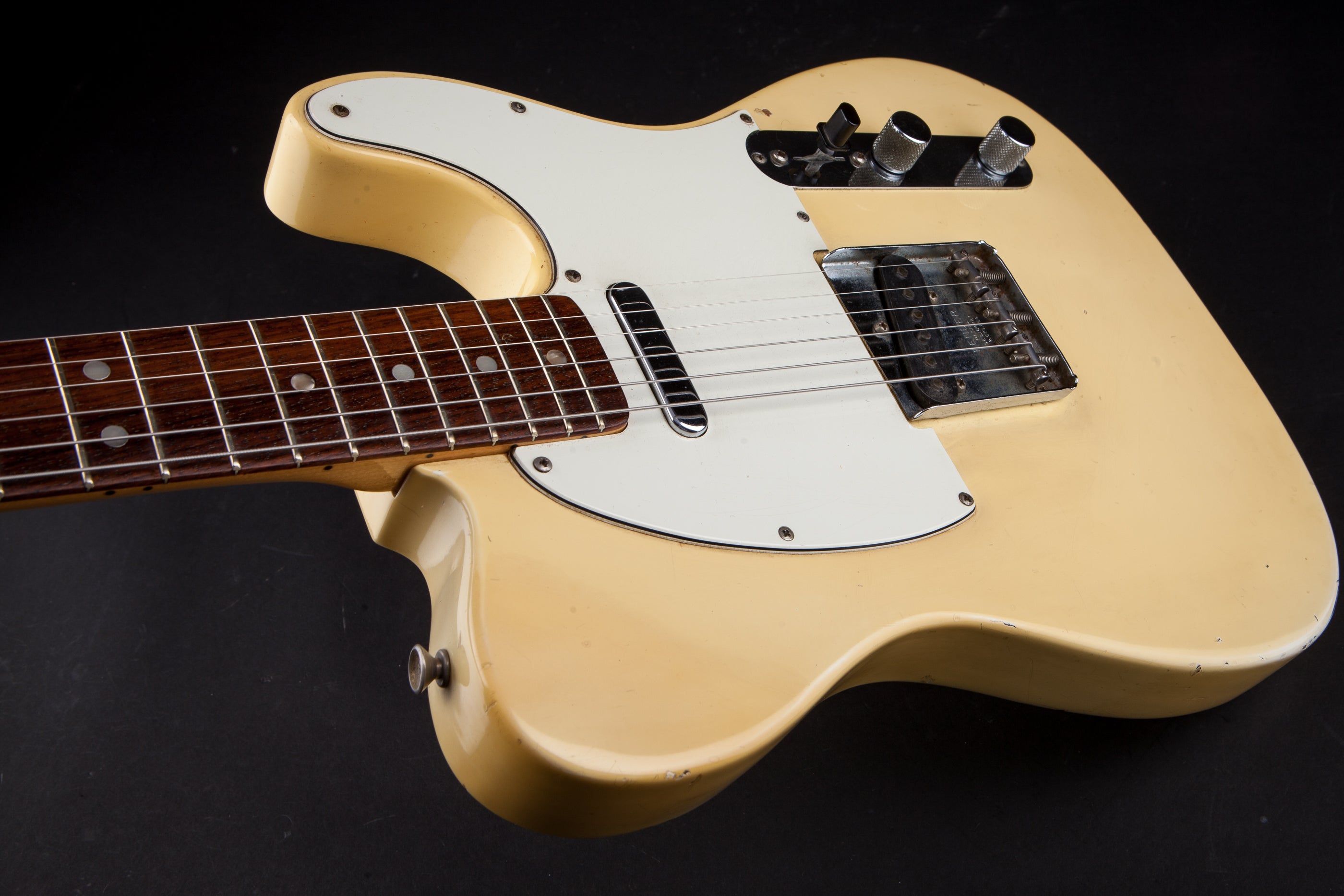 Fender Vintage Guitars: 1973 Telecaster Blonde #412594