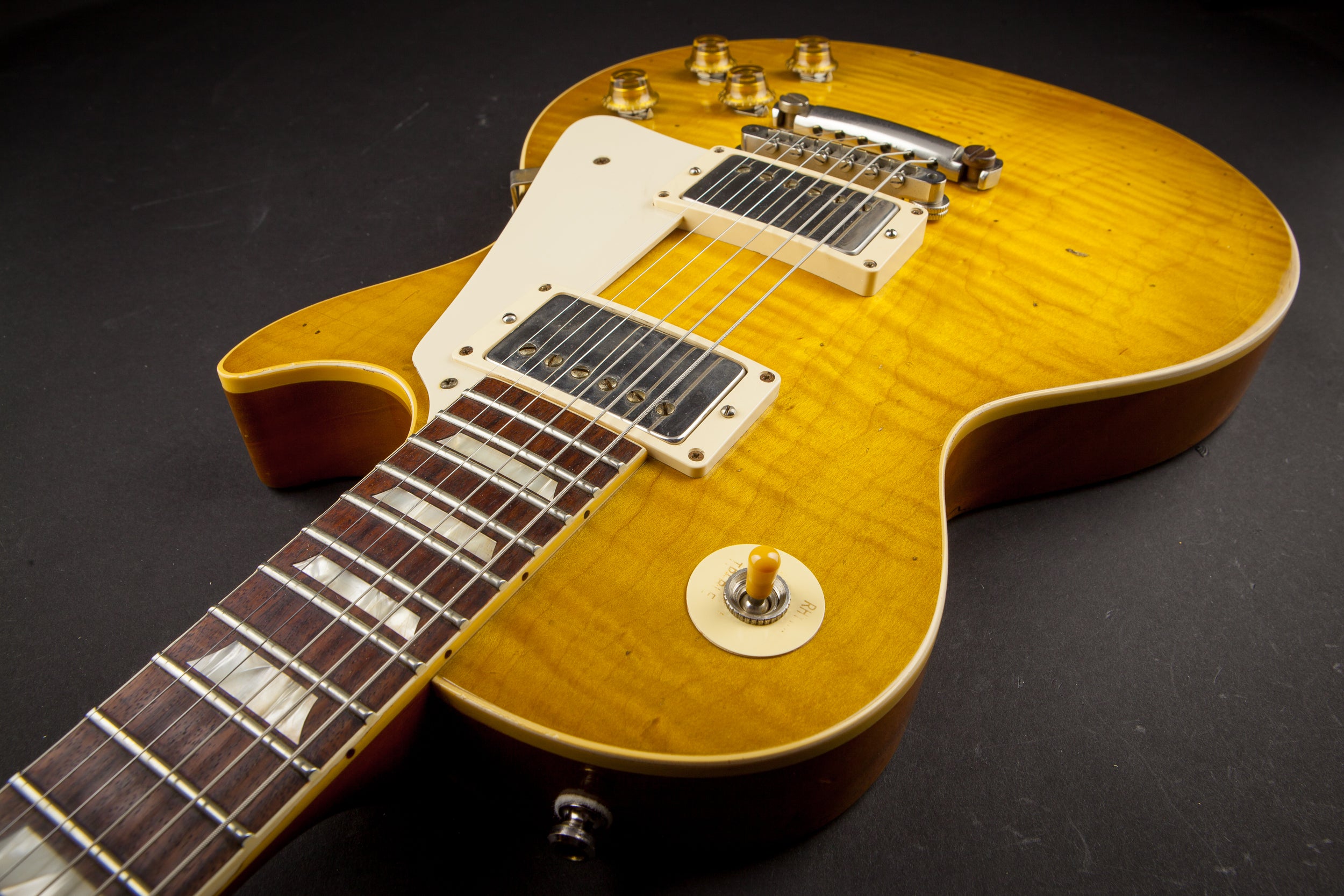 Gibson Custom Shop: Collector's Choice #45A 1959 Aged Les Paul "Danger 'Burst" #90676. CC#45A 059