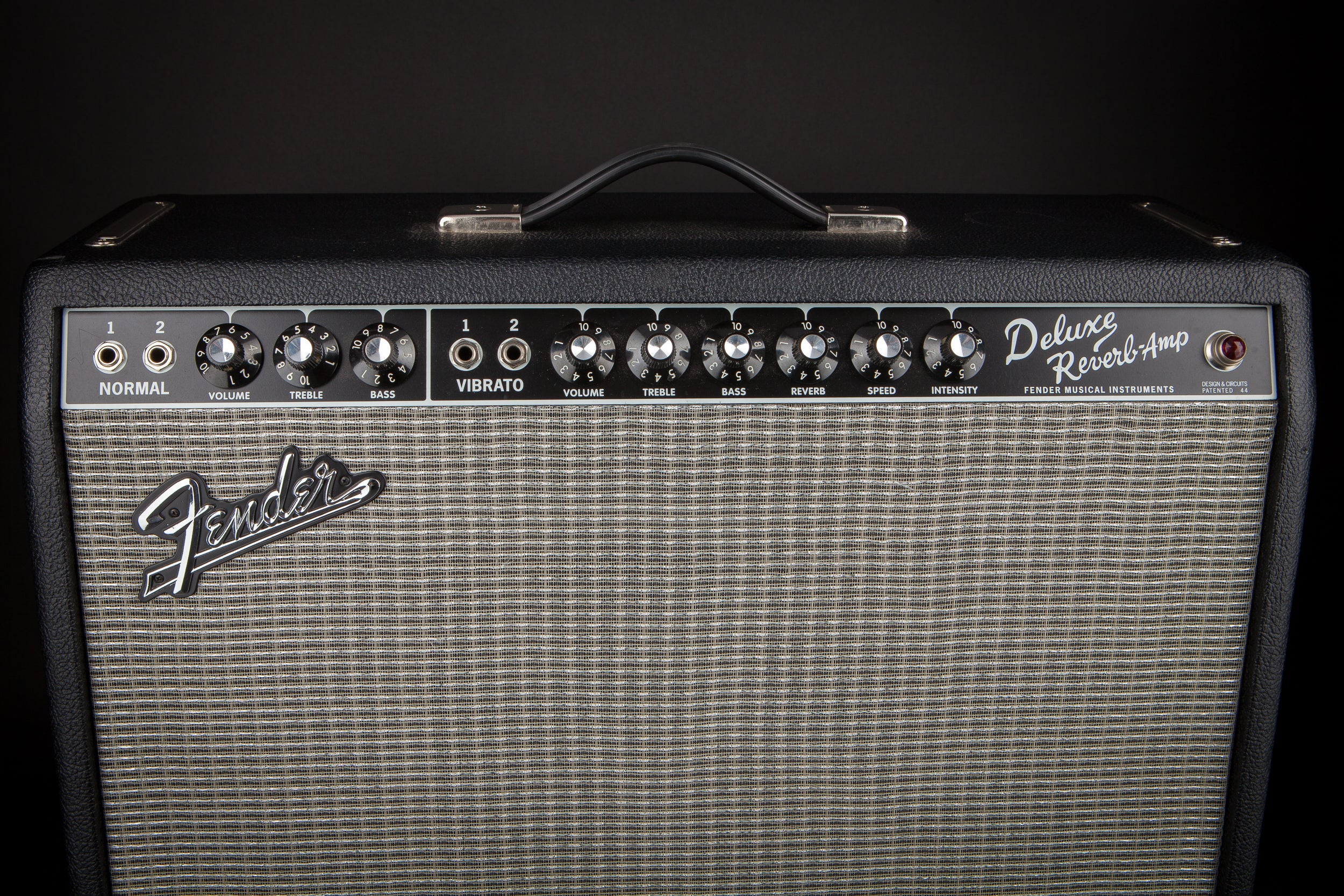 Fender Amps: 65 Deluxe Reverb 1 x 12 Valve Combo