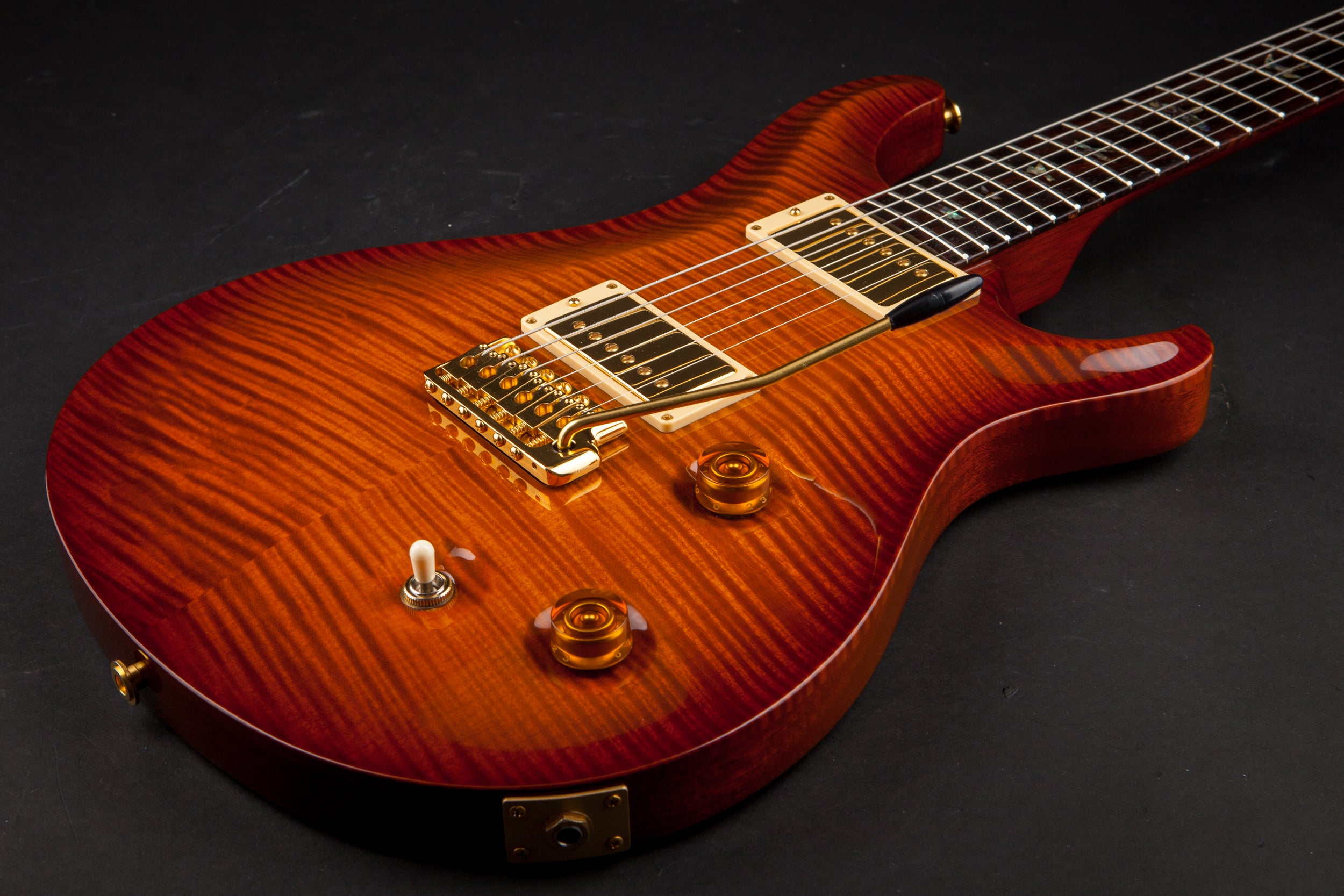 PRS Guitars: Custom 22 Artist Package with Brazilian, Violin Amber Sunburst #123146