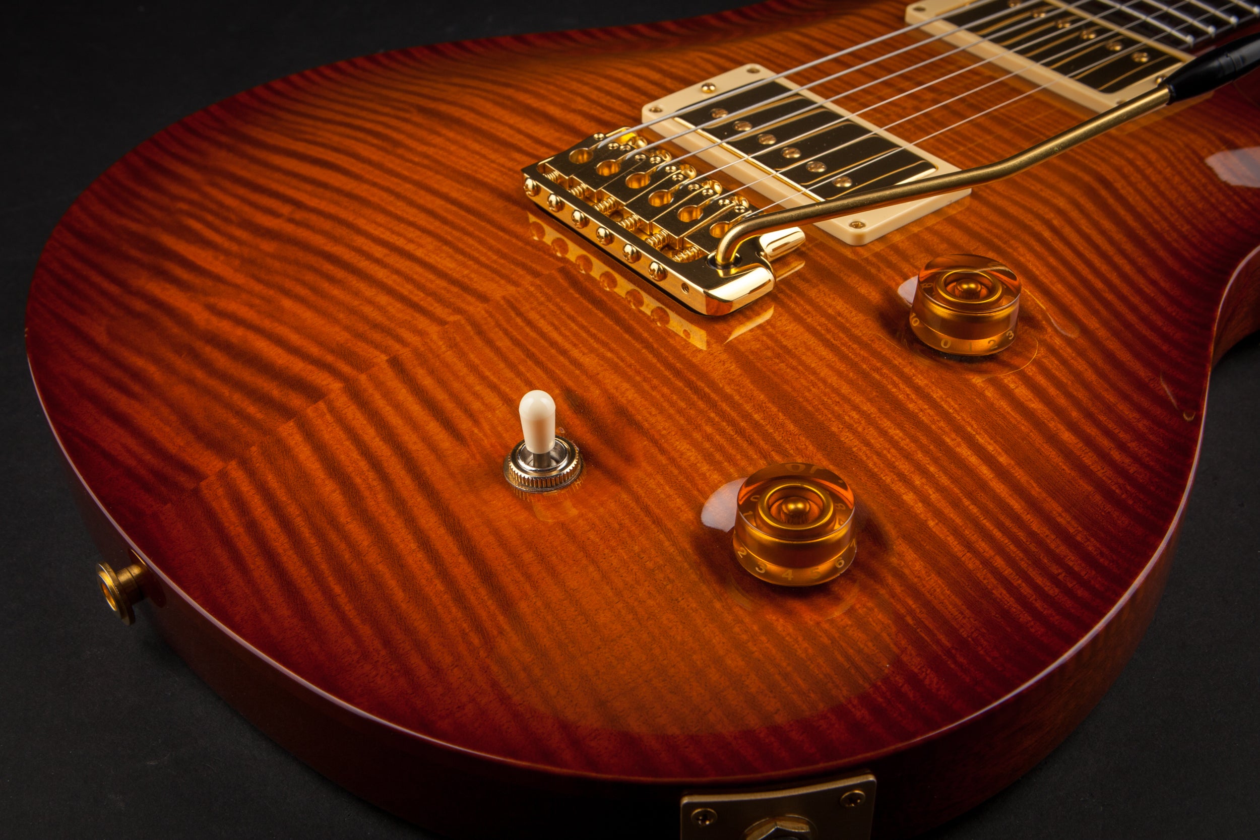 PRS Guitars: Custom 22 Artist Package with Brazilian, Violin Amber Sunburst #123146