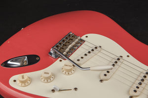 Fender Custom Shop: Stratocaster Limited Edition 50's Duo Tone Relic Fiesta Red #CZ519322