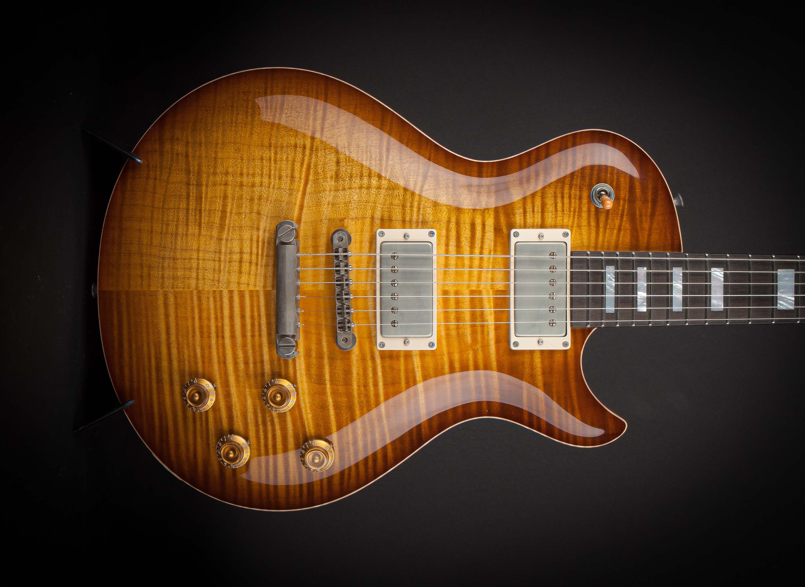 Patrick James Eggle: Macon Singlecut Buck Burst #20279 – World Guitars