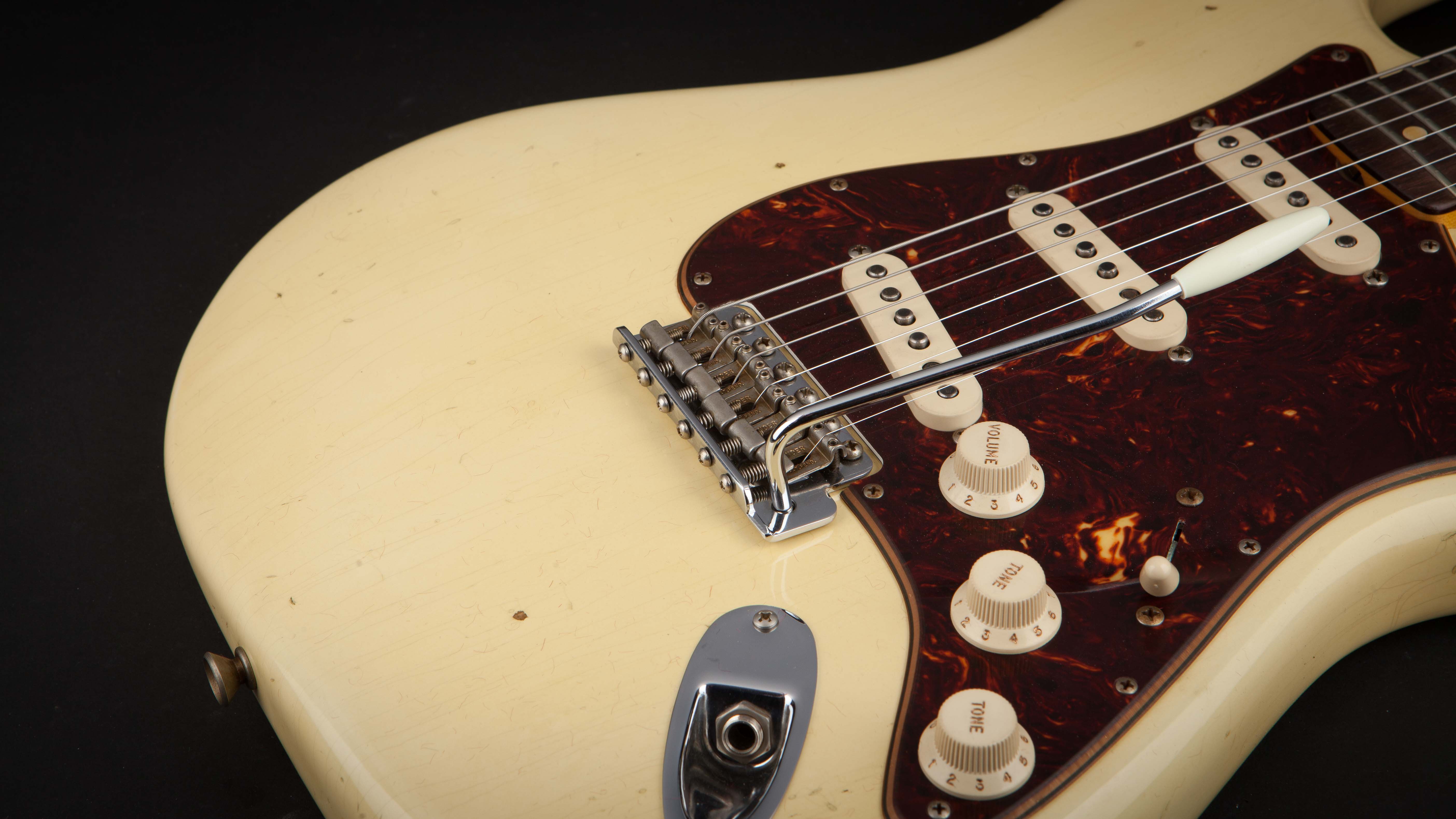 Fender Custom Shop:63 Stratocaster Journeyman Vintage White R100605